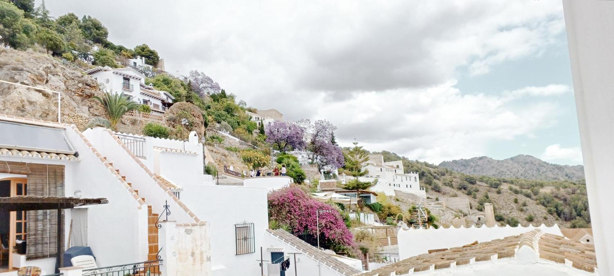 Pizarrillas: Tu Hogar En Blanco Pueblo Frigiliana