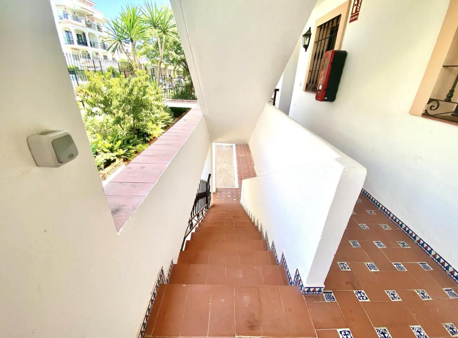 Renovated Two Bedroom In Riviera Close To The Apartamento