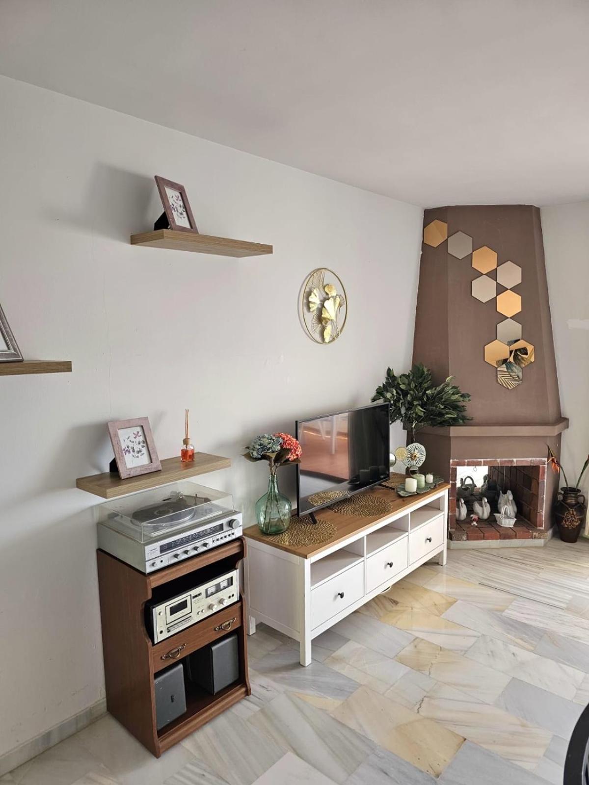 Apartamento Sea View Celeste Costa Del Sol Playa Chapparal Apartment *