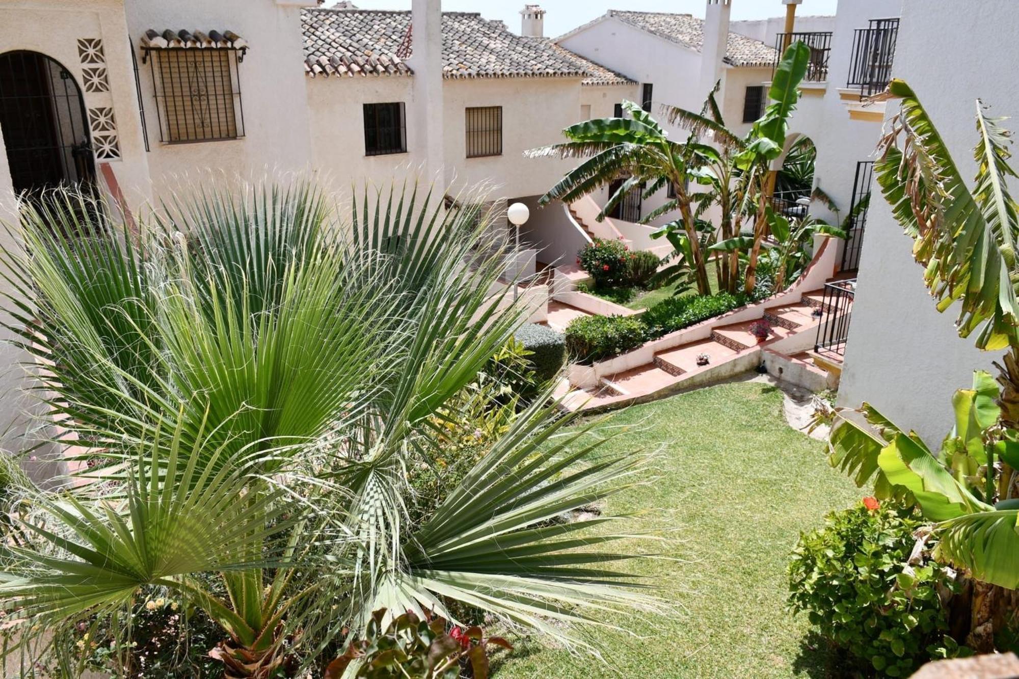 Apartamento Sea View Celeste Costa Del Sol Playa Chapparal Apartamento *