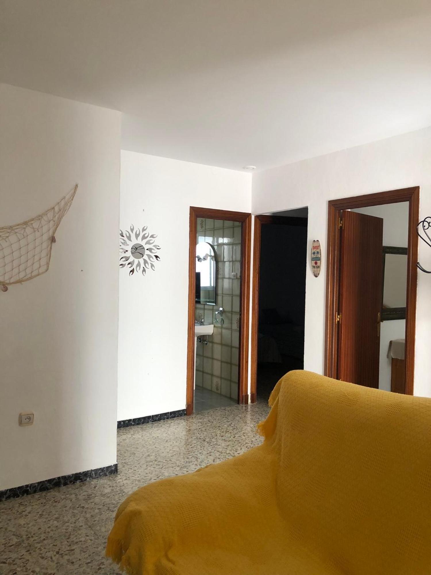 Casa En Primera Linea De Playa * Rota