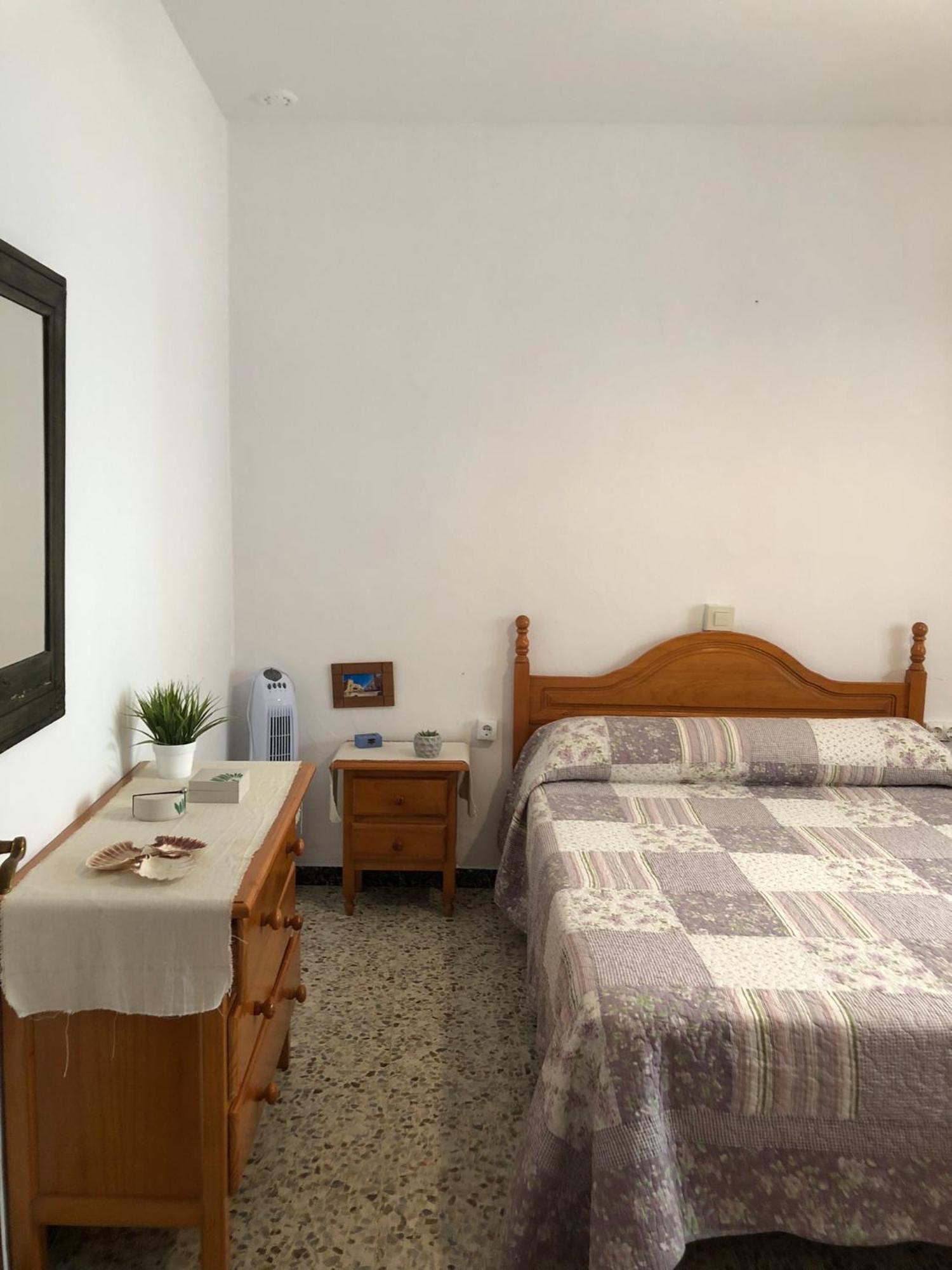 Casa En Primera Linea De Playa * Rota