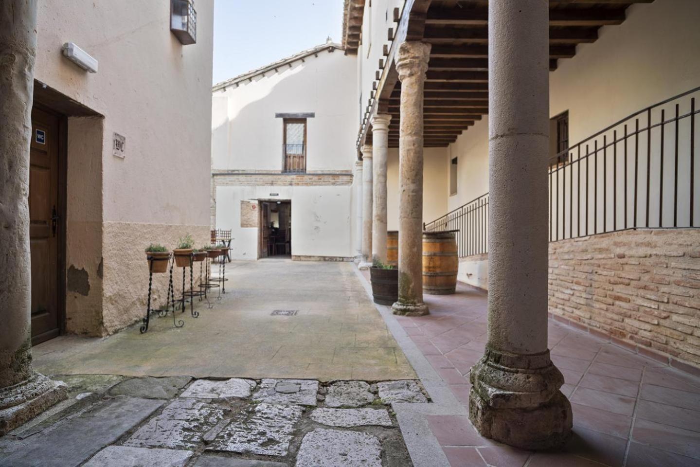 Palacio Rejadorada Pensión