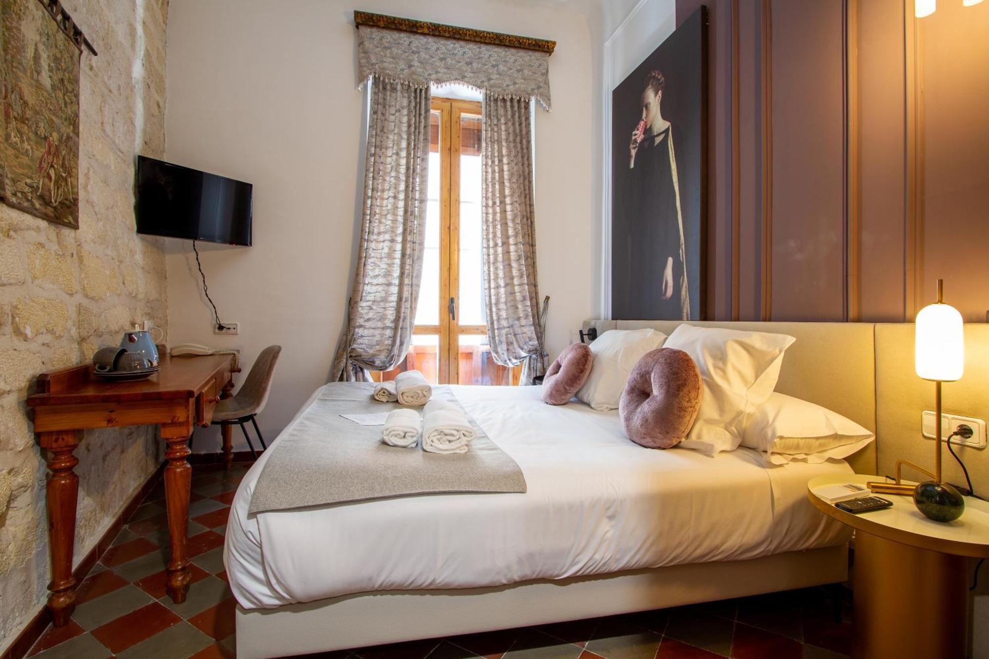 Hotel Les Monges Palace Boutique 3*