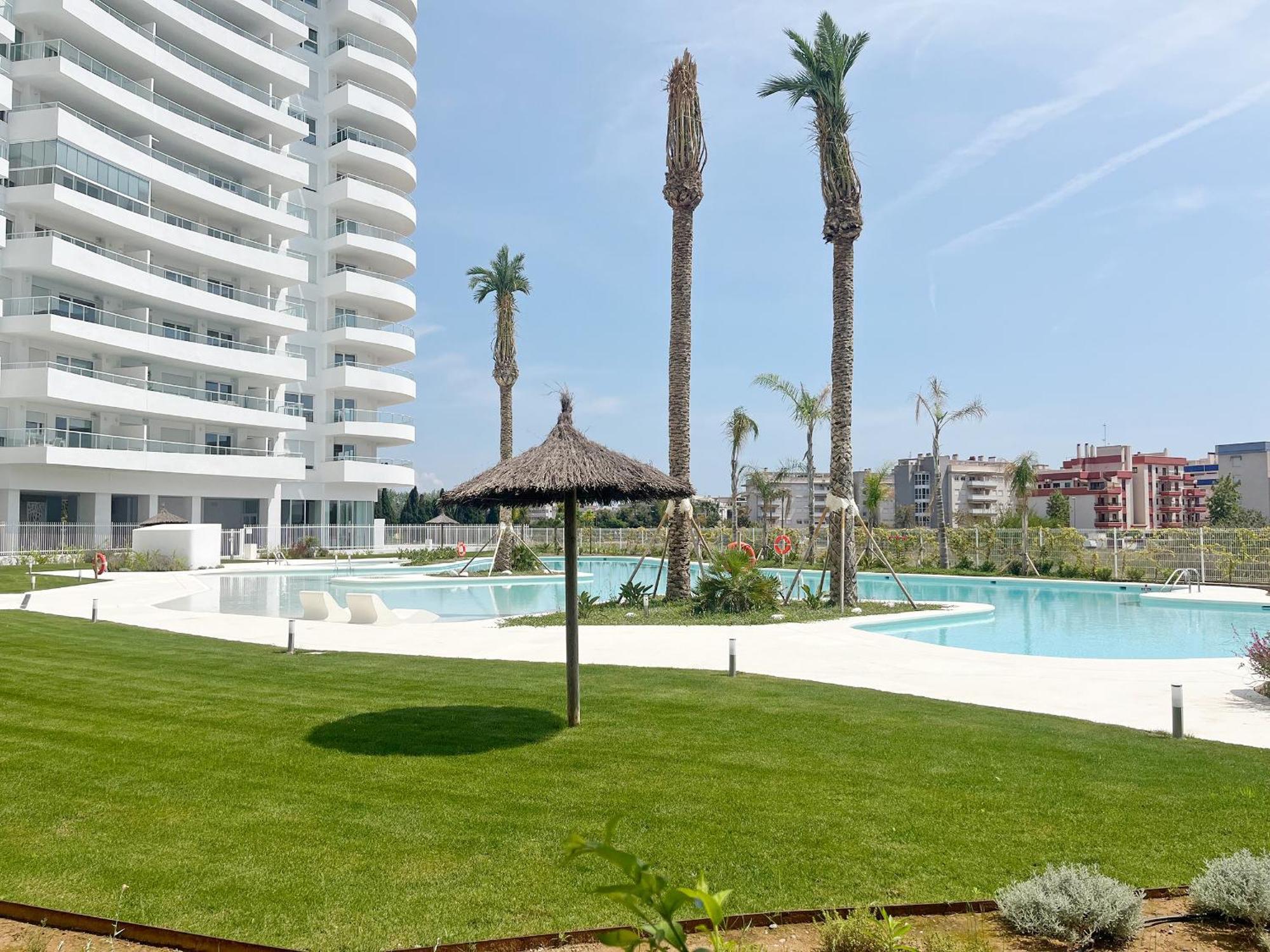 Global Properties, 5 Personas Con Terraza Apartment