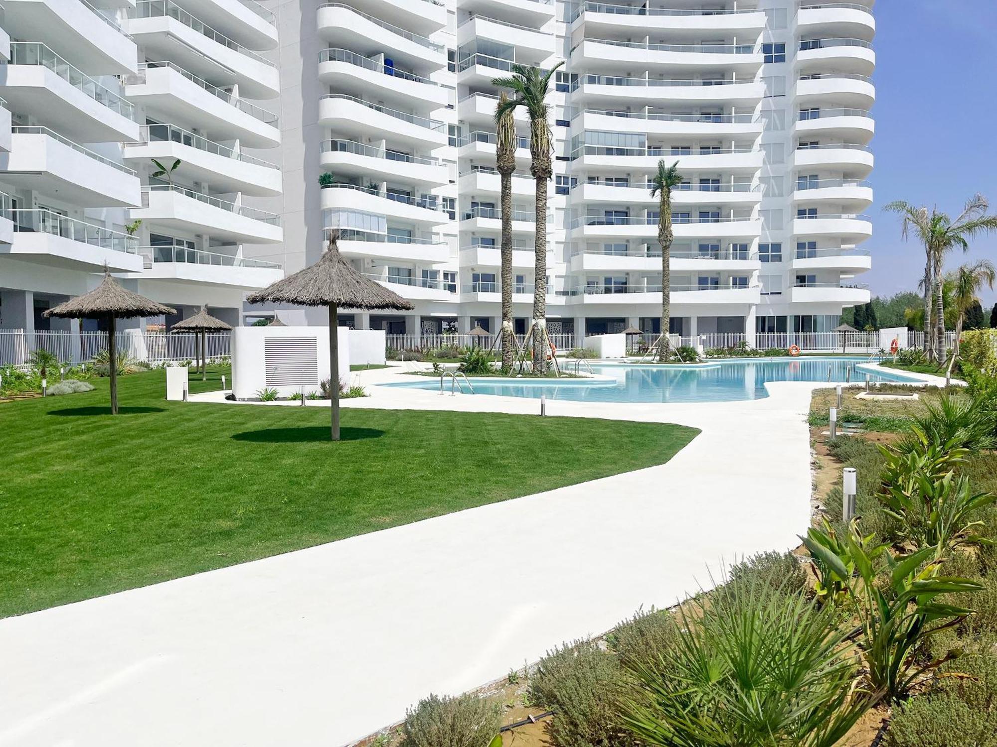 Global Properties, 5 Personas Con Terraza * Canet d'En Berenguer