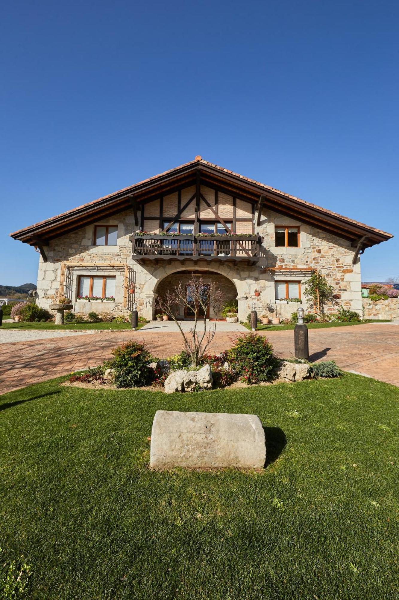 Ea Astei Country house *