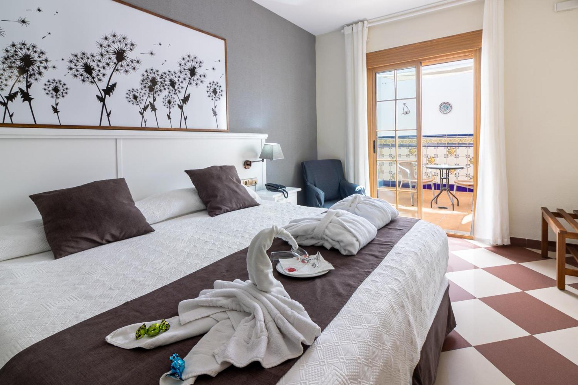 Avenida Tropical Hotel
