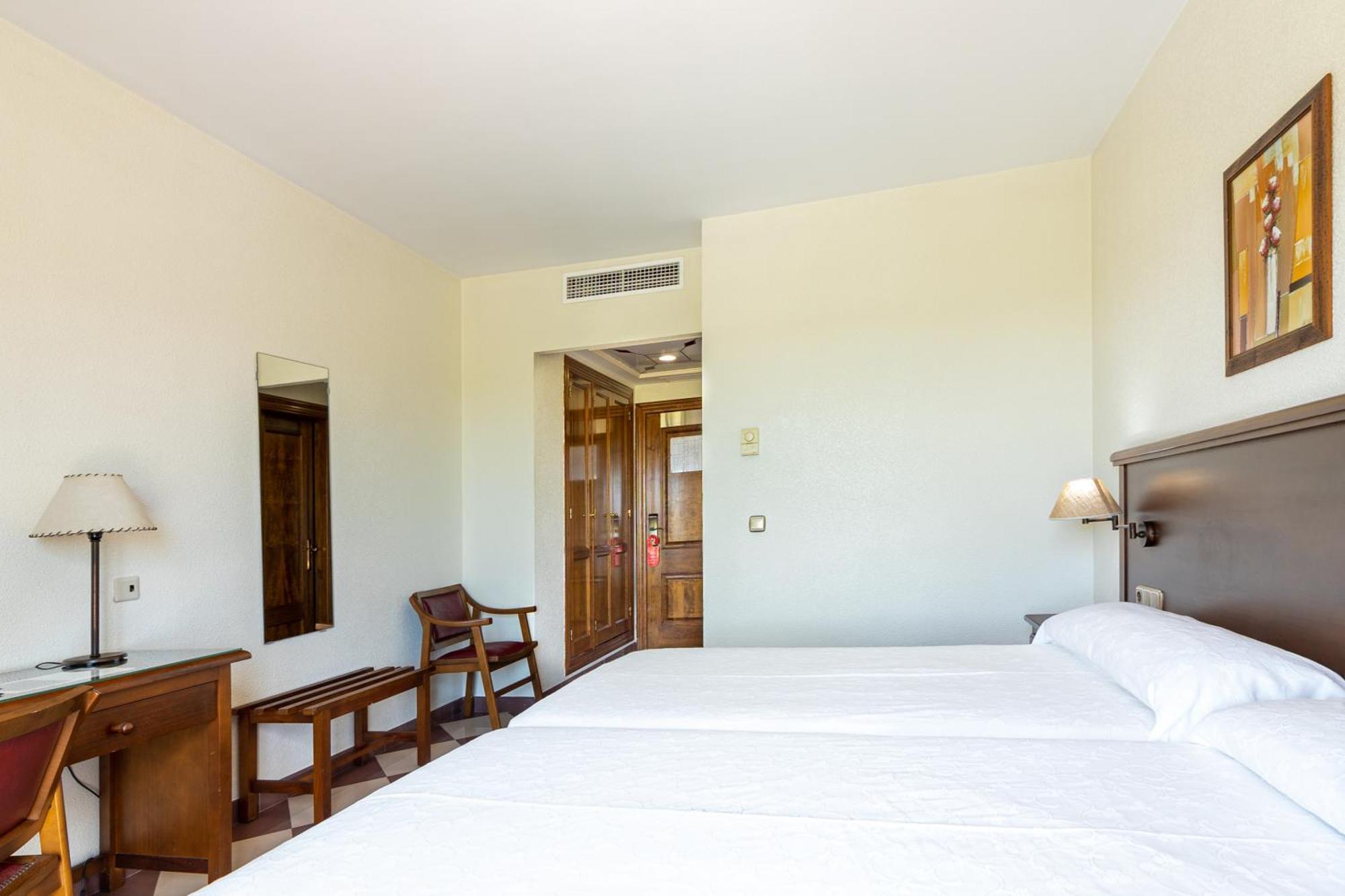 Hotel Avenida Tropical By Bossh! Salobrena
