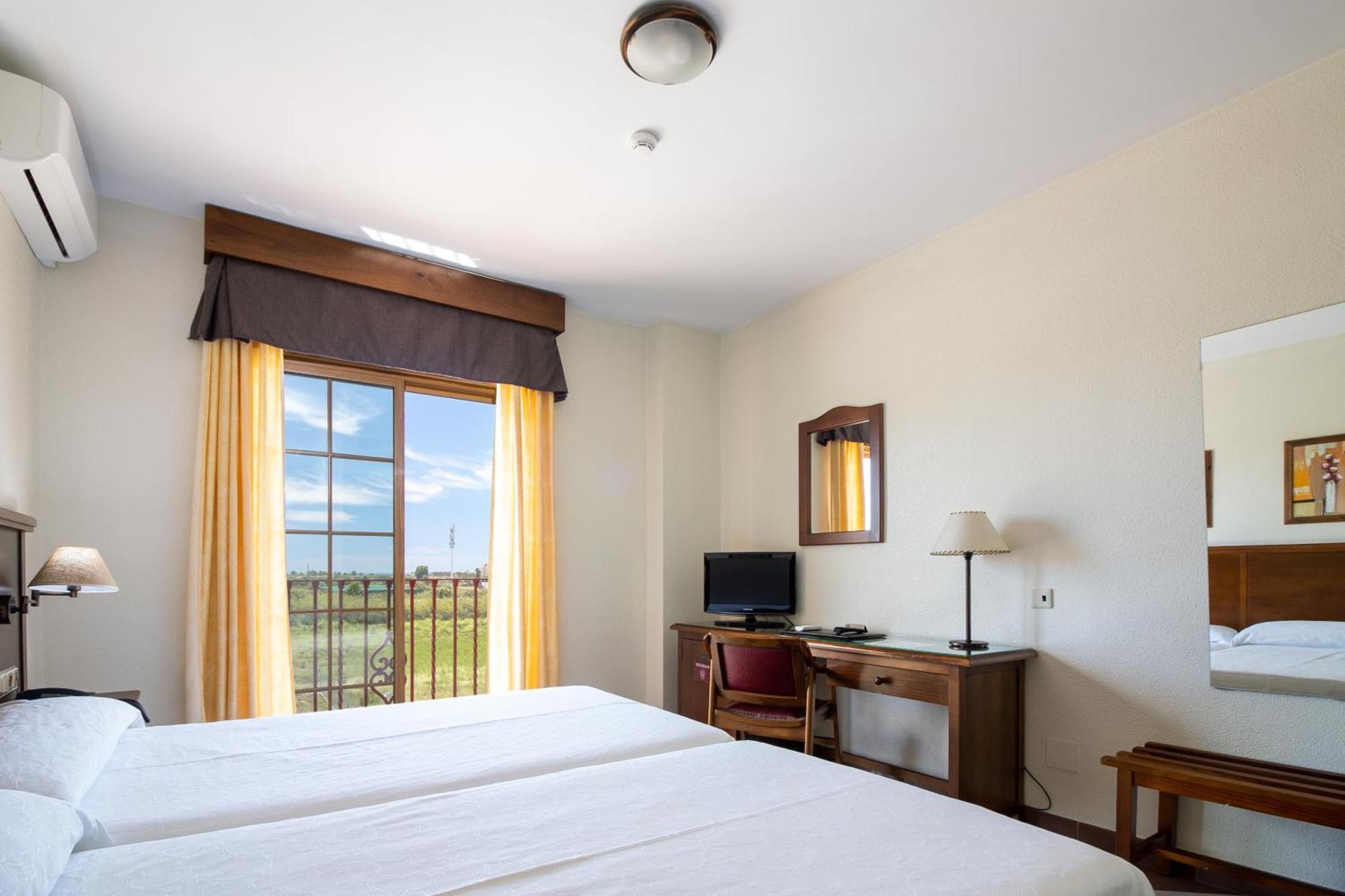 Hotel Avenida Tropical By Bossh!