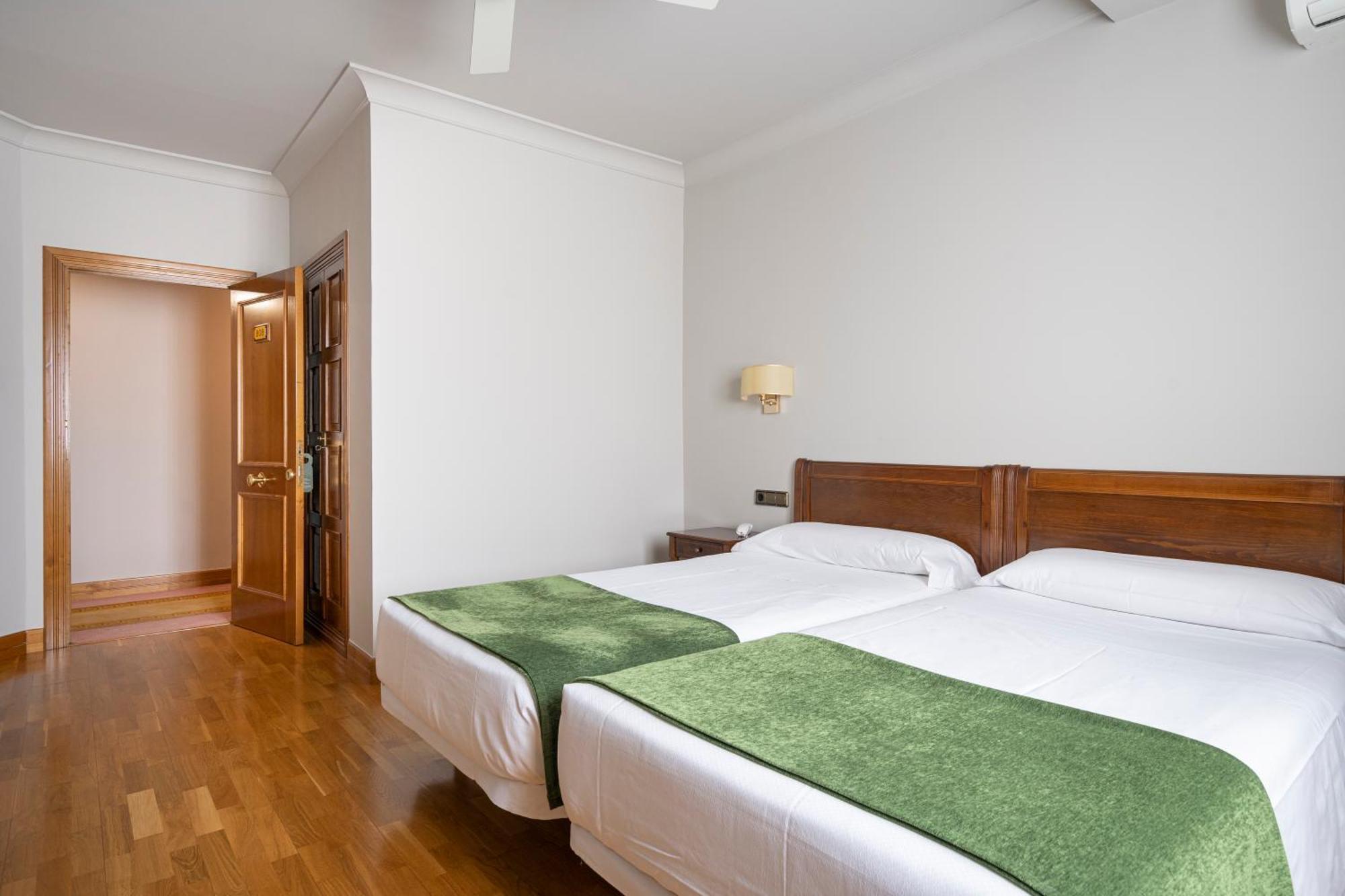 Hotel Hernán Cortés Gijón