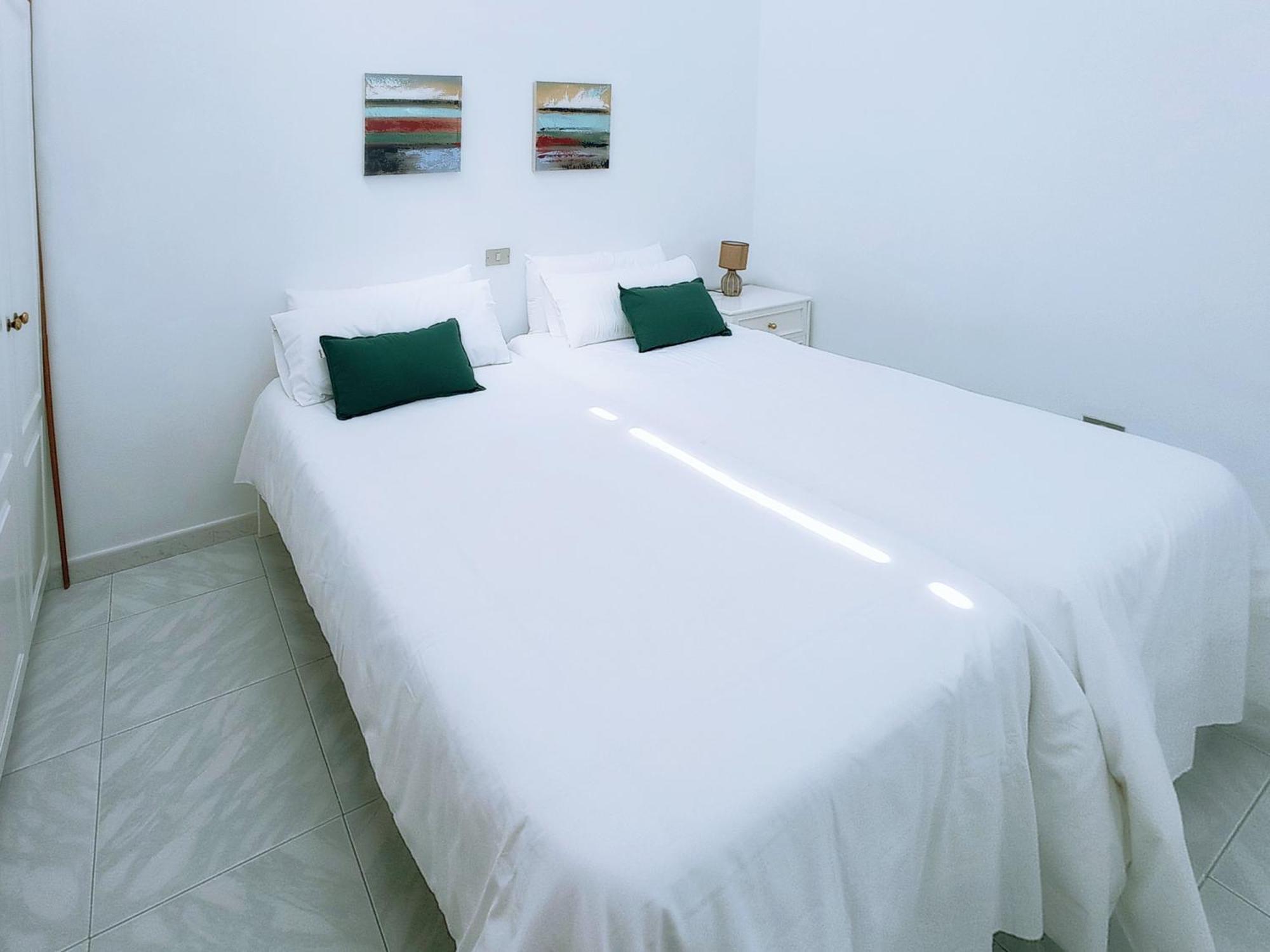 Live Abades Playa Chica & Terrace Apartamento