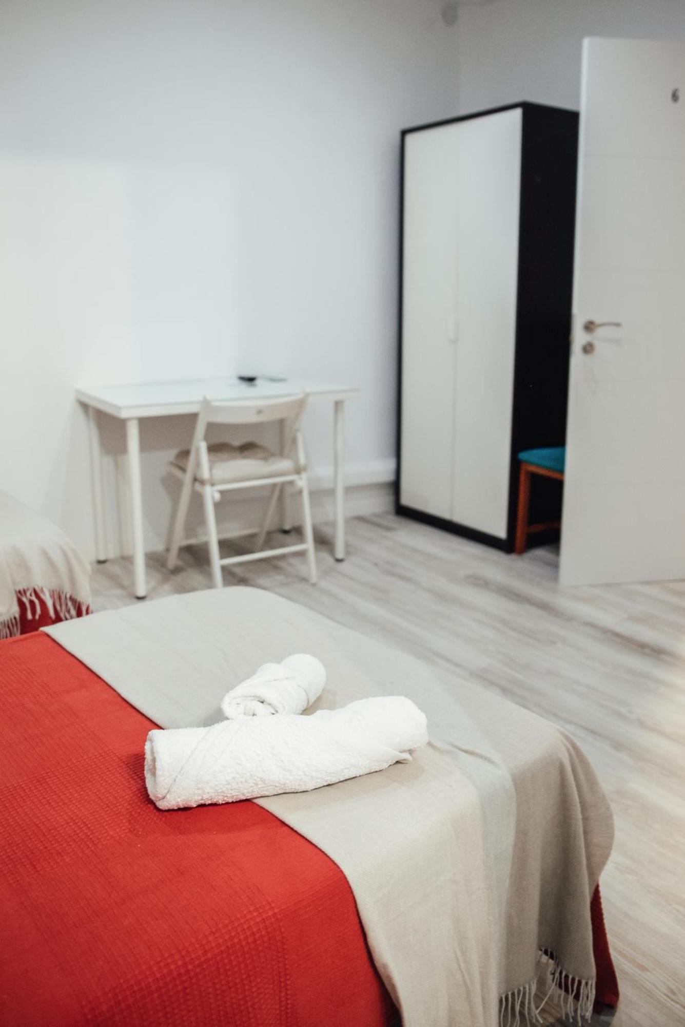 Guest house Ruta De Francia 2*
