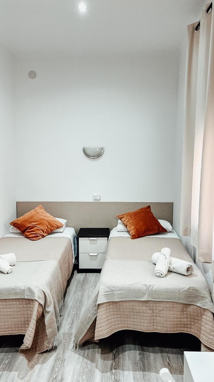 Ruta De Francia Guest house 2*