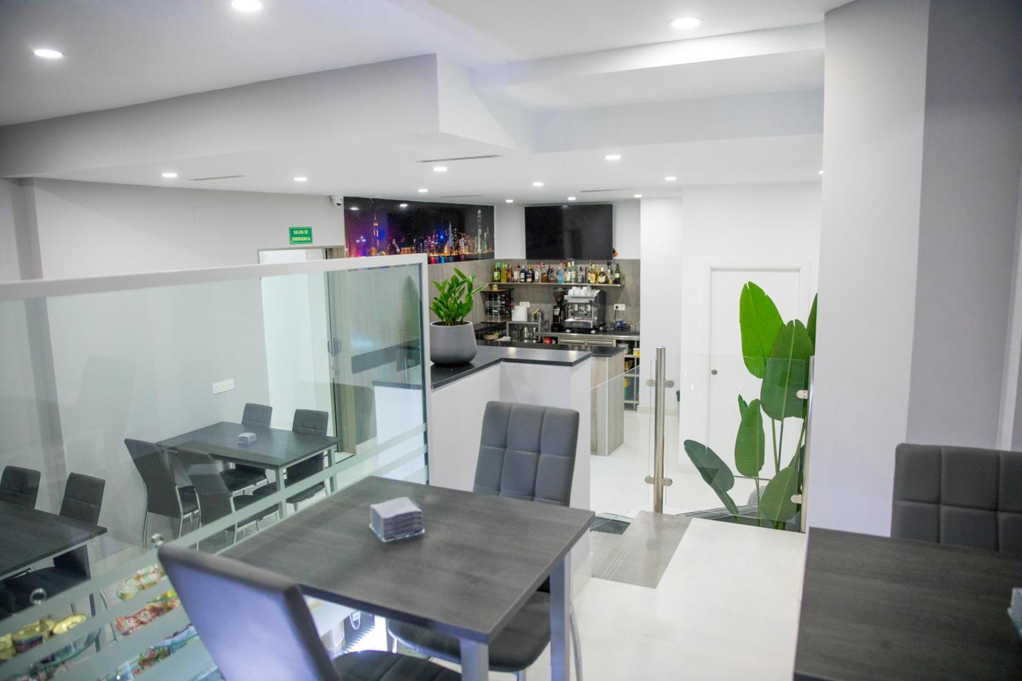 Hotel Enfasis-group El Cuervo (Andalusia)