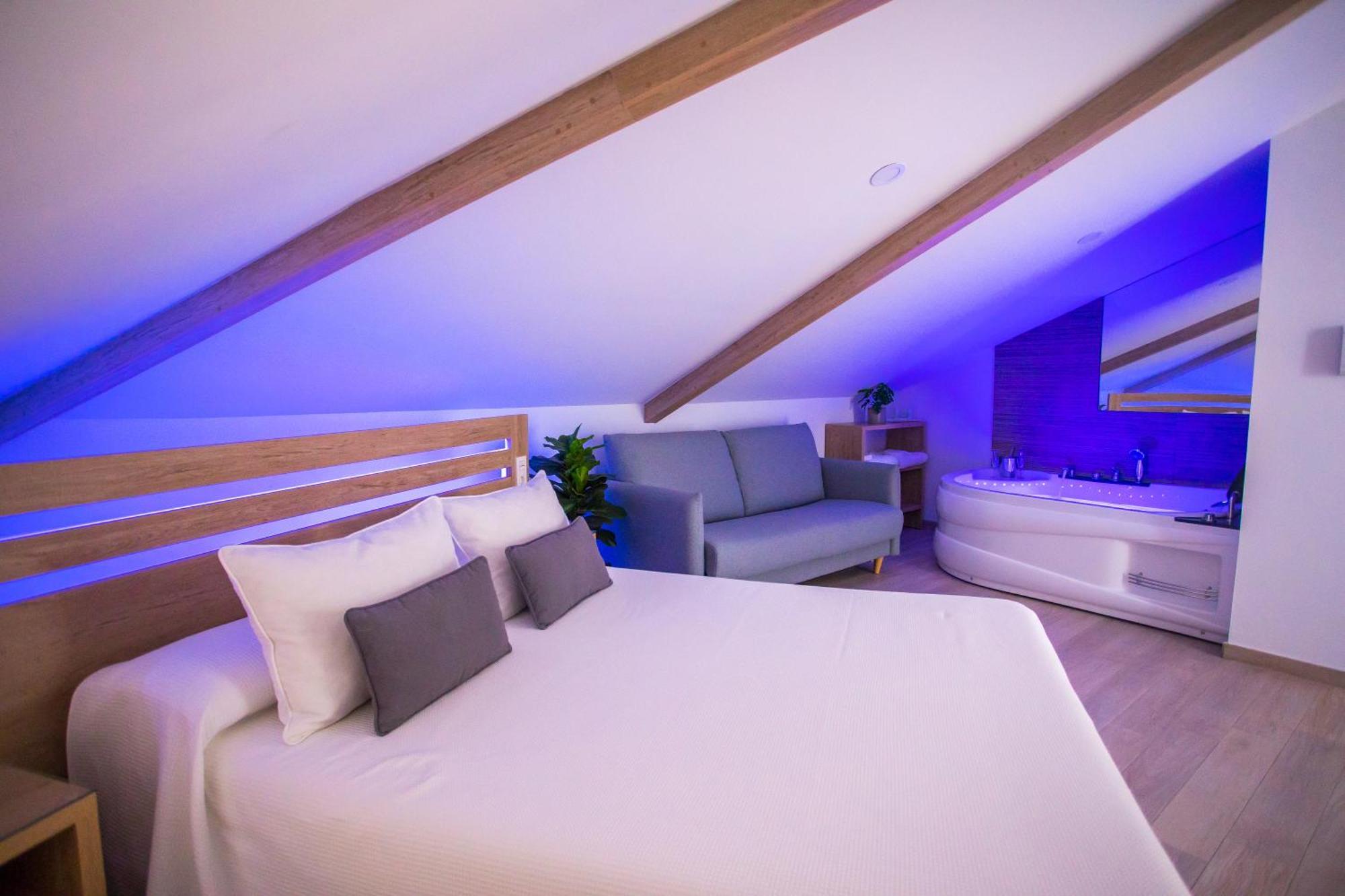 Enfasis-group Hotel 2*