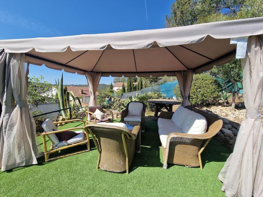 Le Petit Paradis *