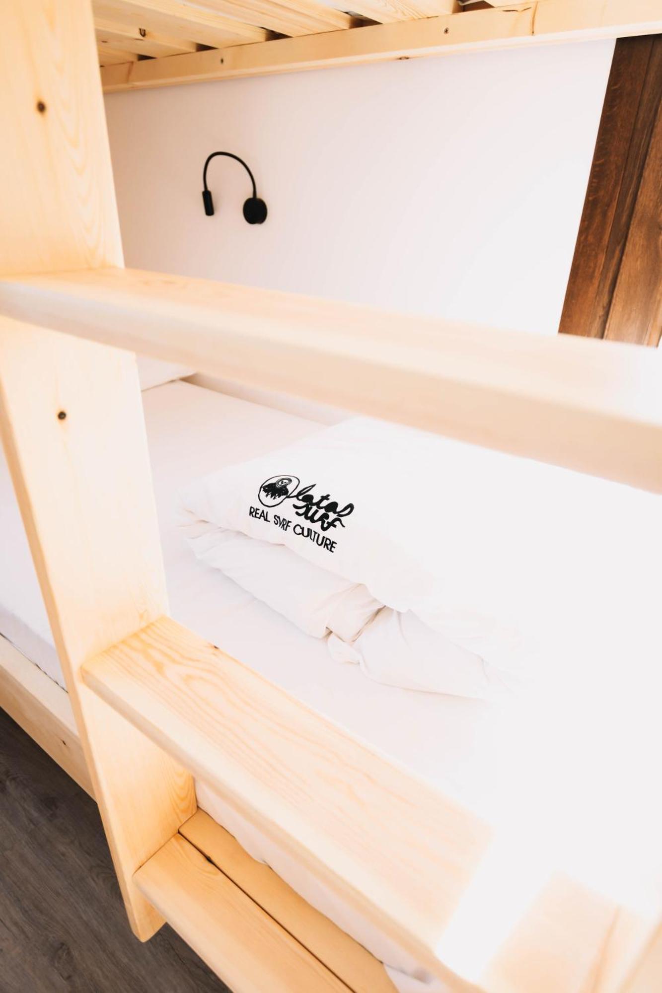Hostel Latas Surf House *