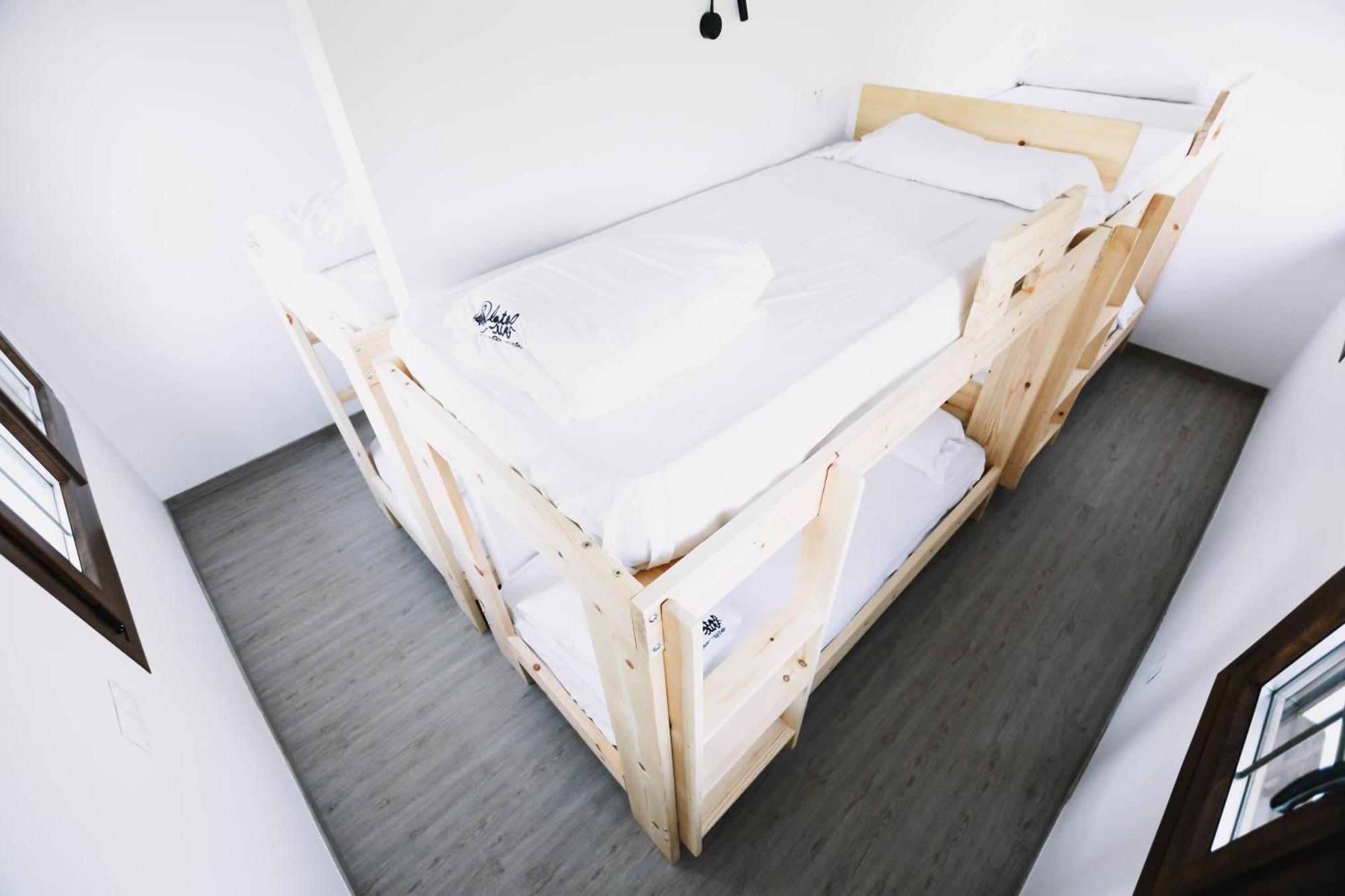 Hostel Latas Surf House Somo