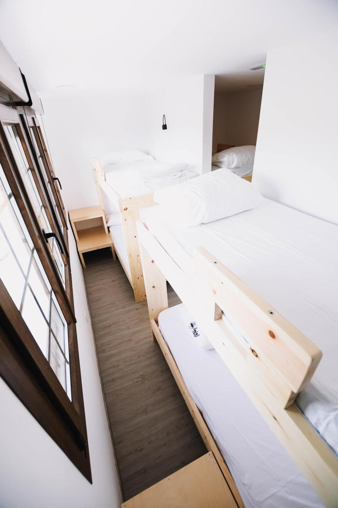 Hostel Latas Surf House *