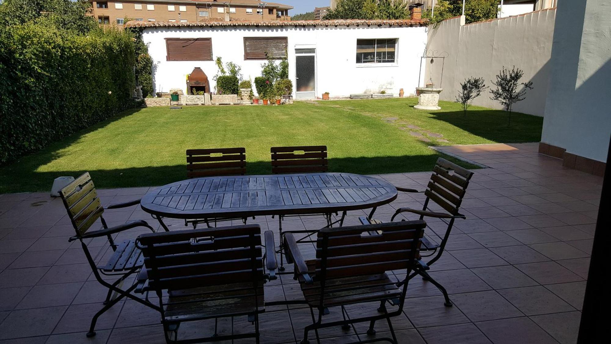 Casa La Manzanera * Burgos