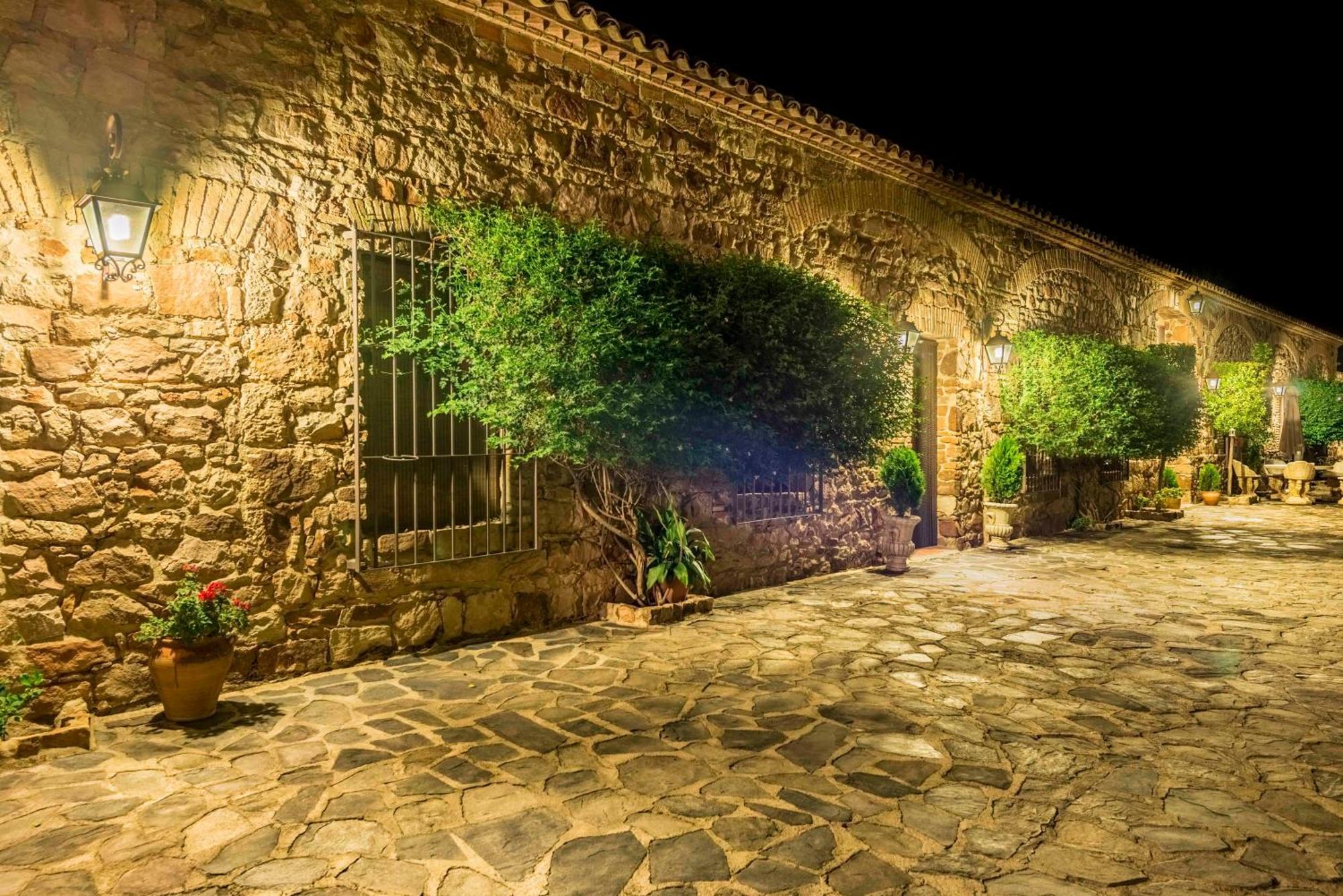 Pensión El Cotillo Linares (Jaen)