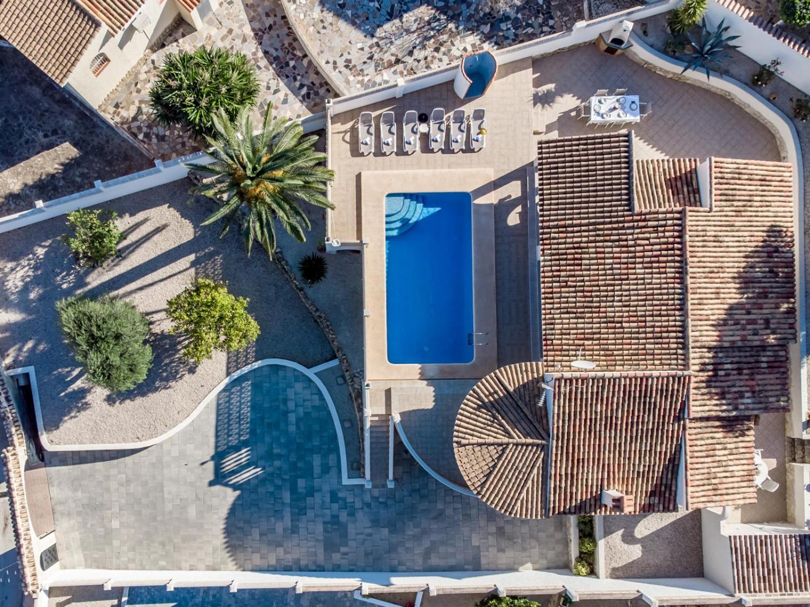 Guzman - Erita Villa