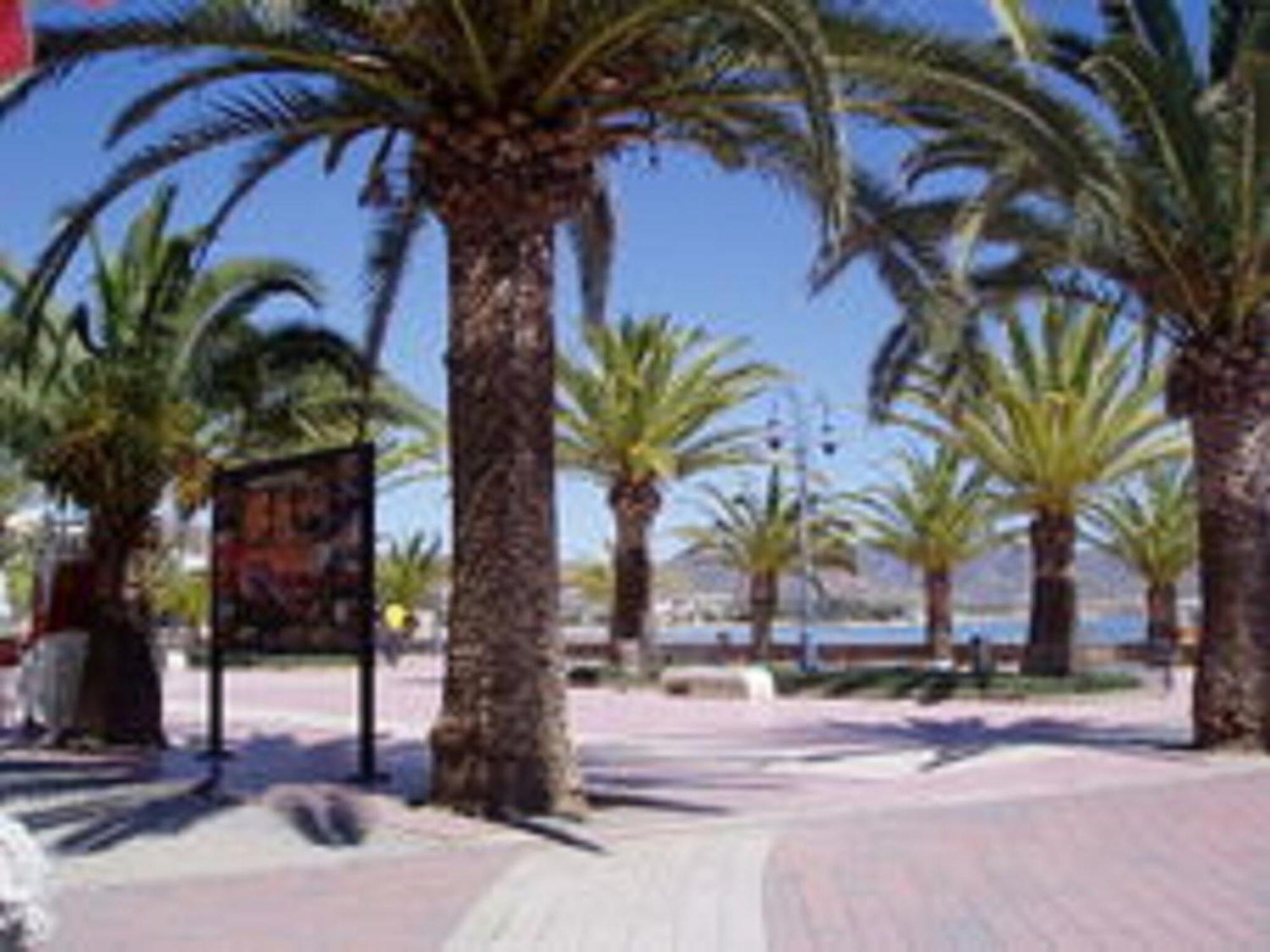 Villa Belvilla By Oyo Costa De La Vida *