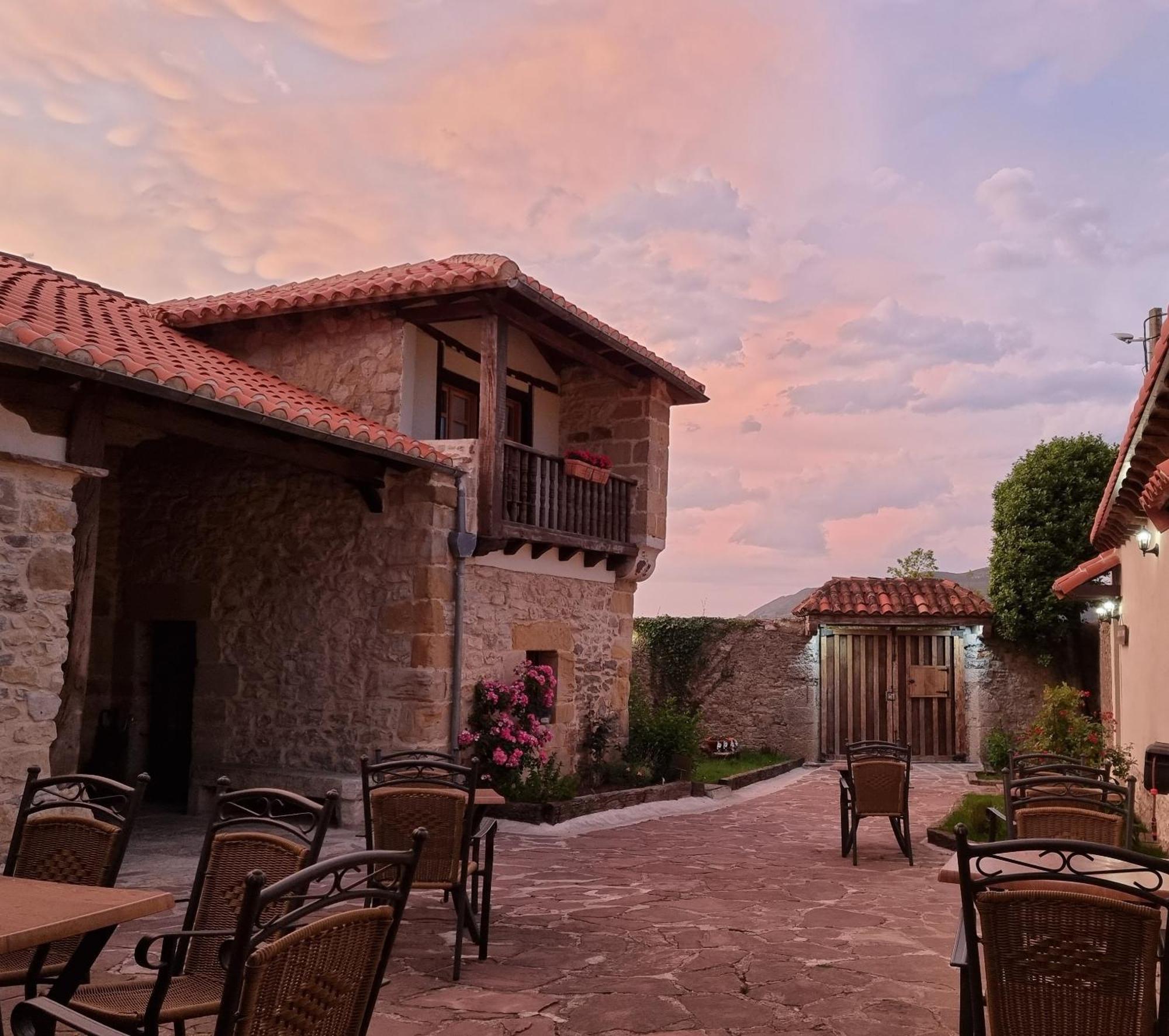Condado De La Mota Inn Mogro