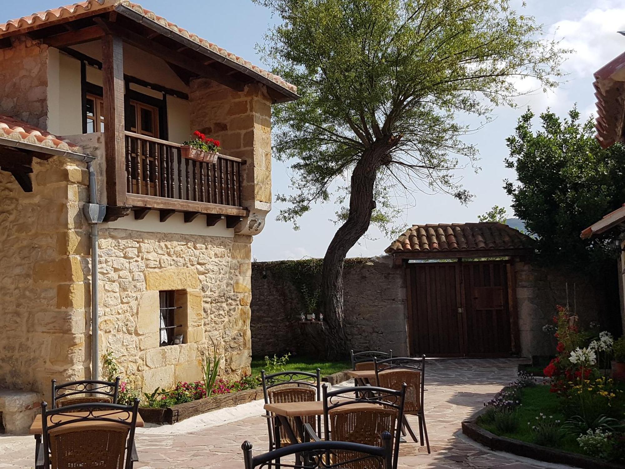 Condado De La Mota Inn