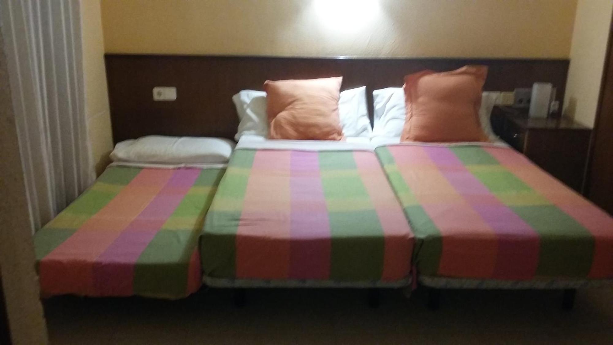 Hostal Les Collades *