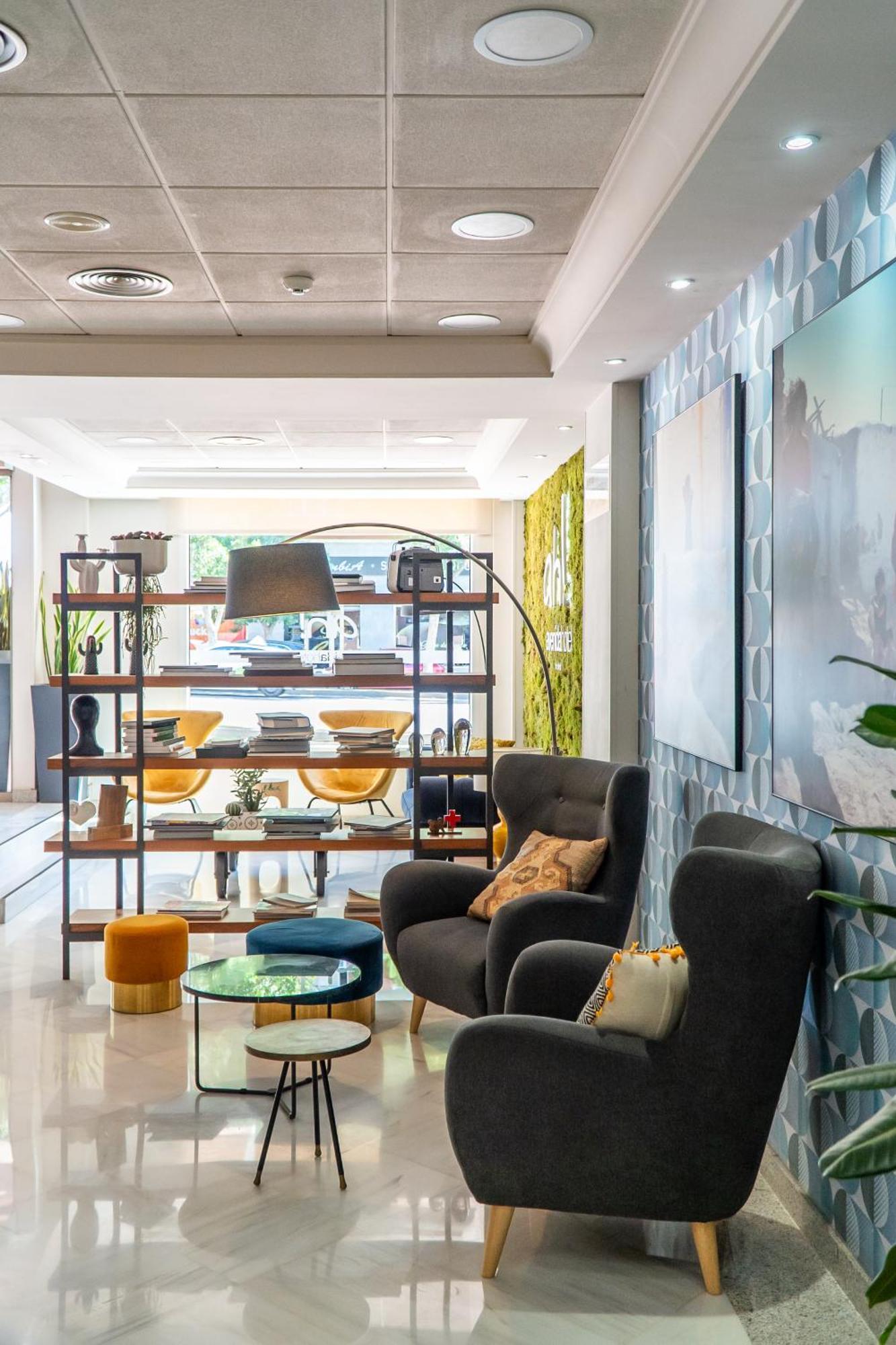 Hotel Avenida 4*