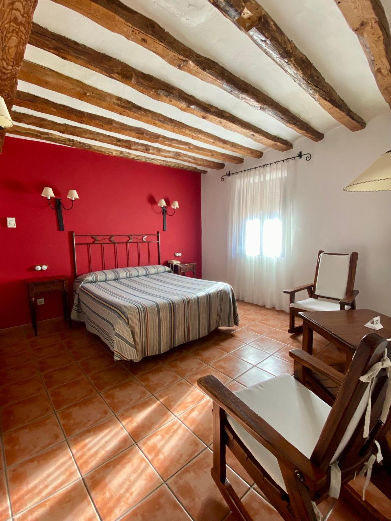 Caserón De La Fuente Hotel