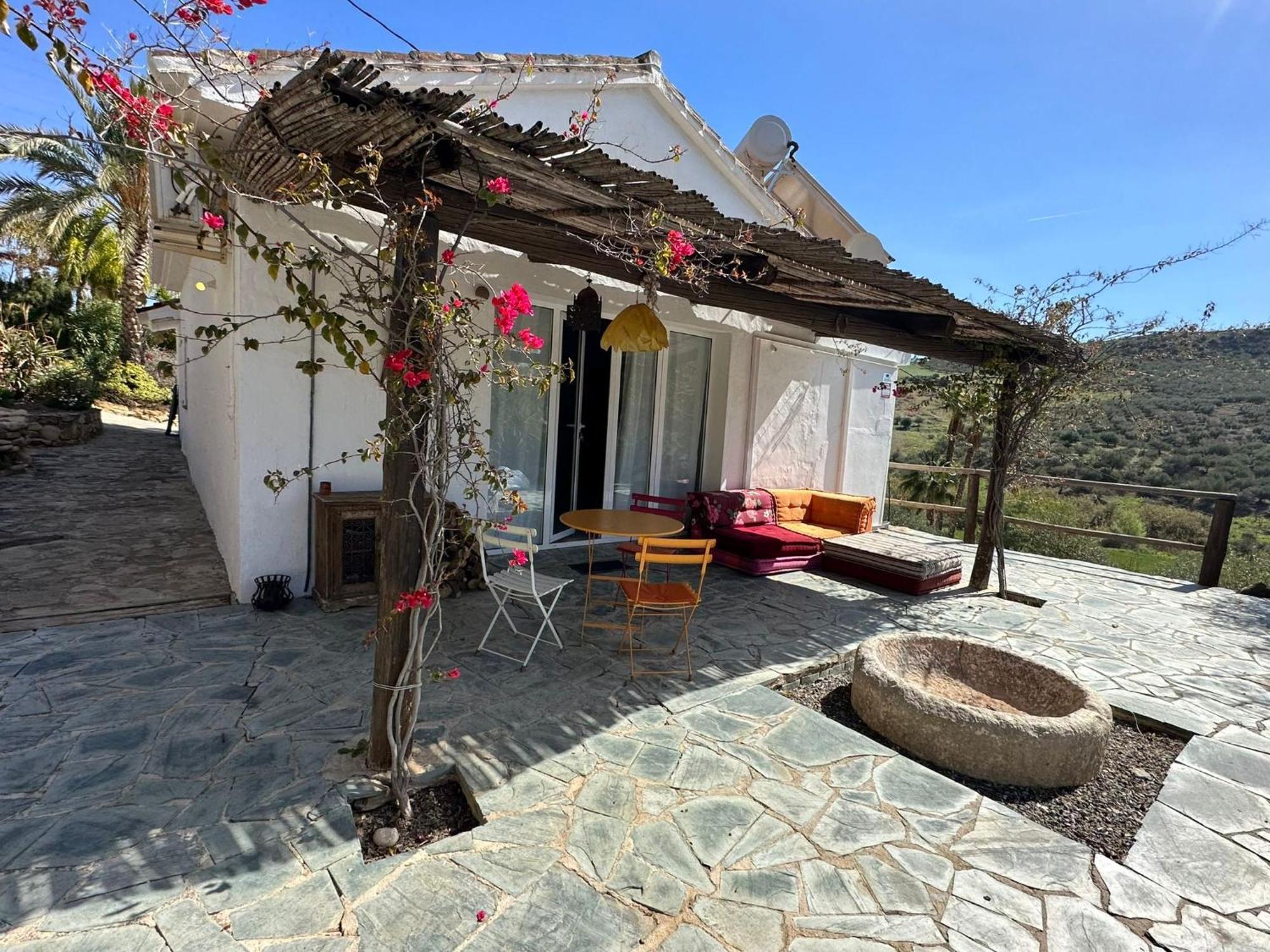 Dariana Padel & Pool Country house