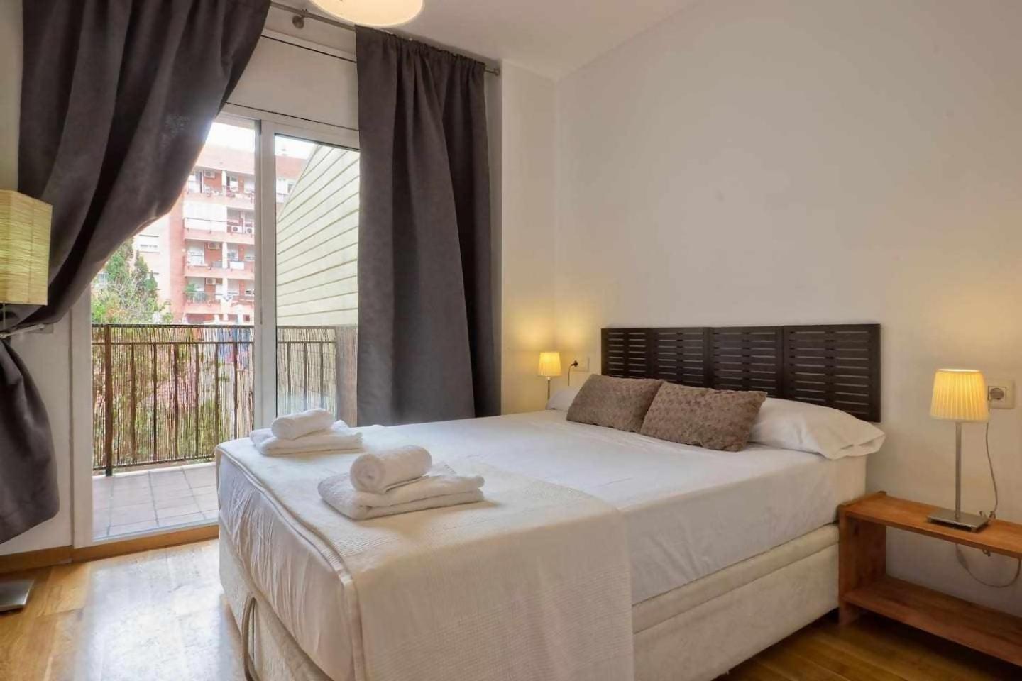 Apartment Comfortable 4 2bath W Balcony