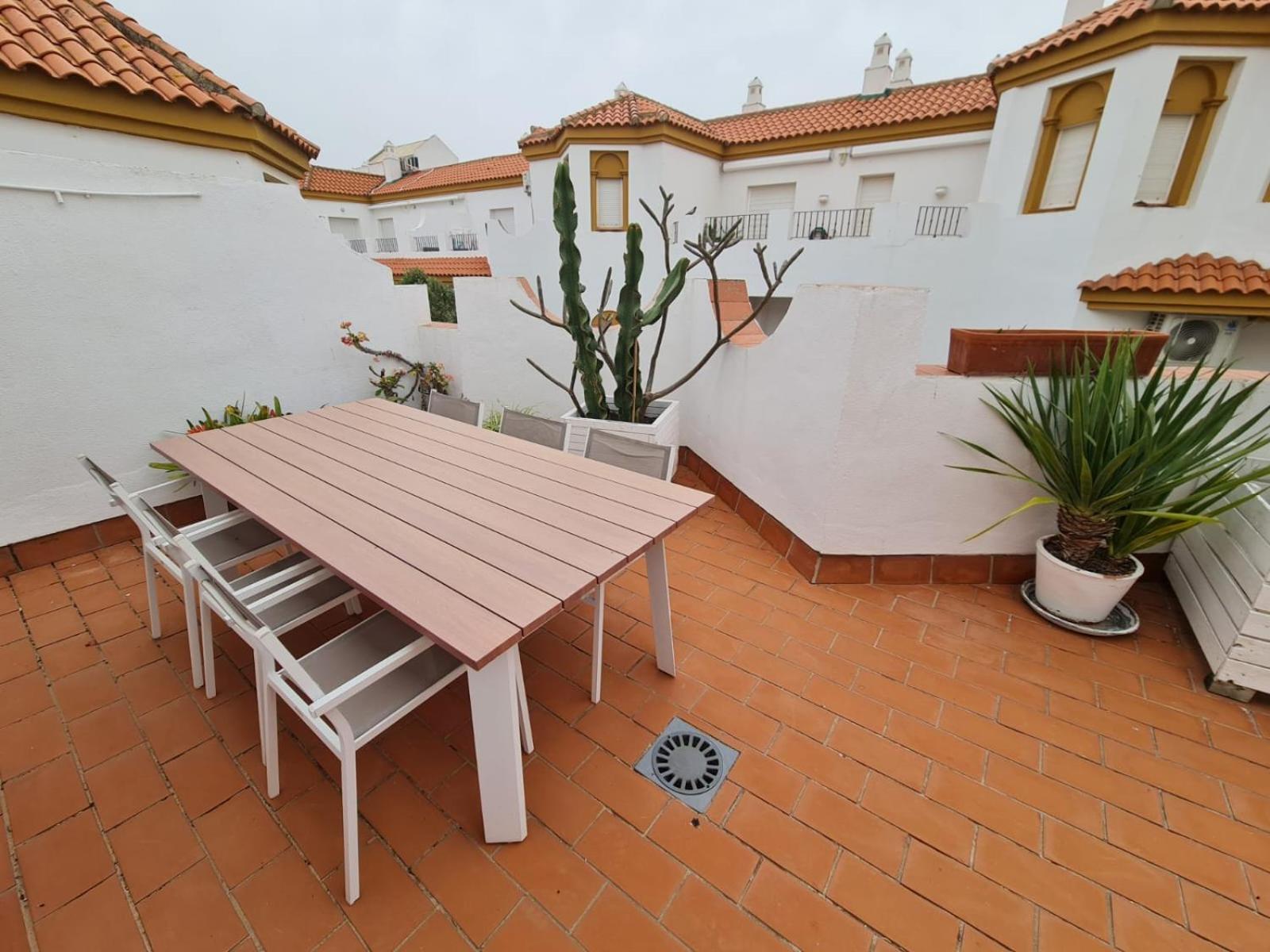 Atico Con Gran Terraza Y Barbacoa En Zahara * Zahara de los Atunes