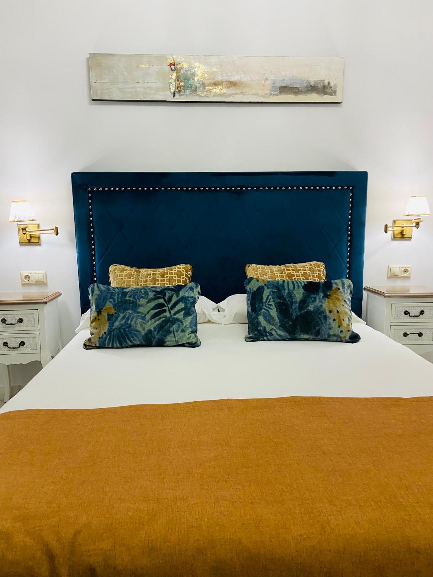 La Gitanilla & Encanto Jerez Bed & Breakfast *