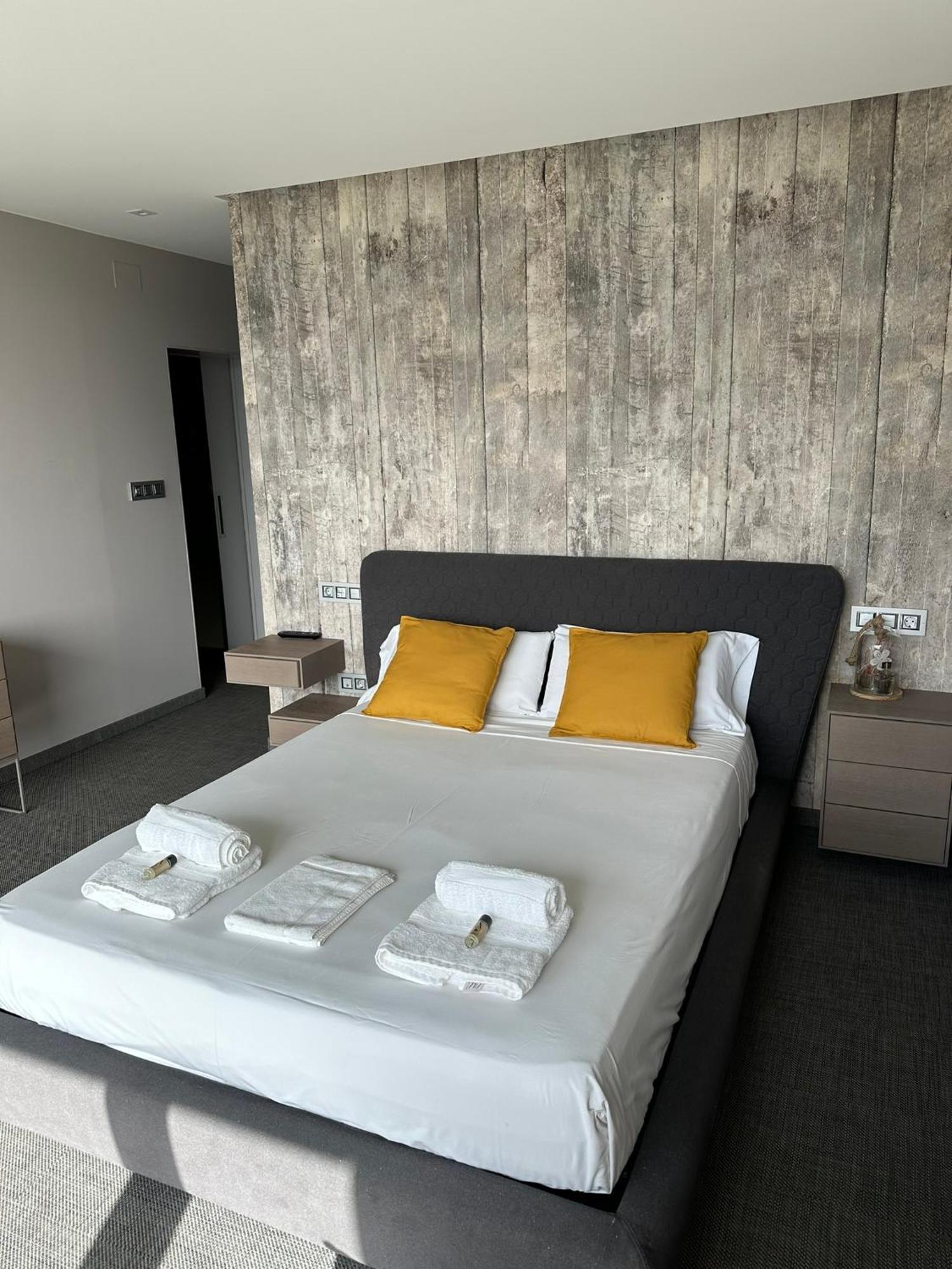 Tres Prismas Exclusive Сasa de vacaciones Sarria
