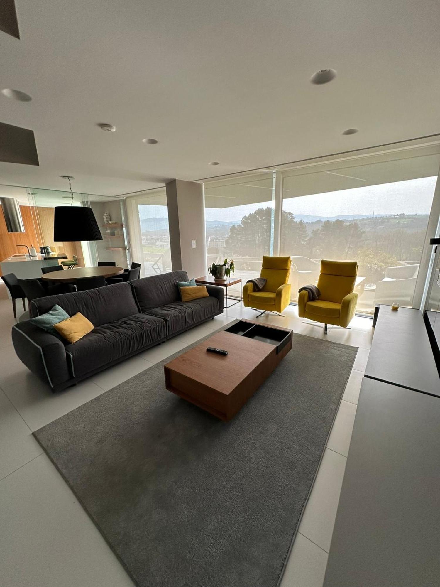 Tres Prismas Exclusive Sarria