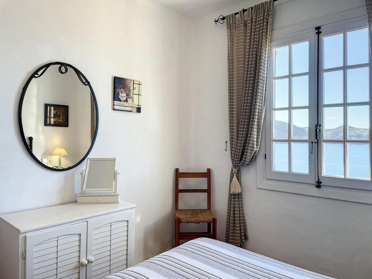 P98 - Bonito Sobre El Mar Apartamento Fornells (Menorca)
