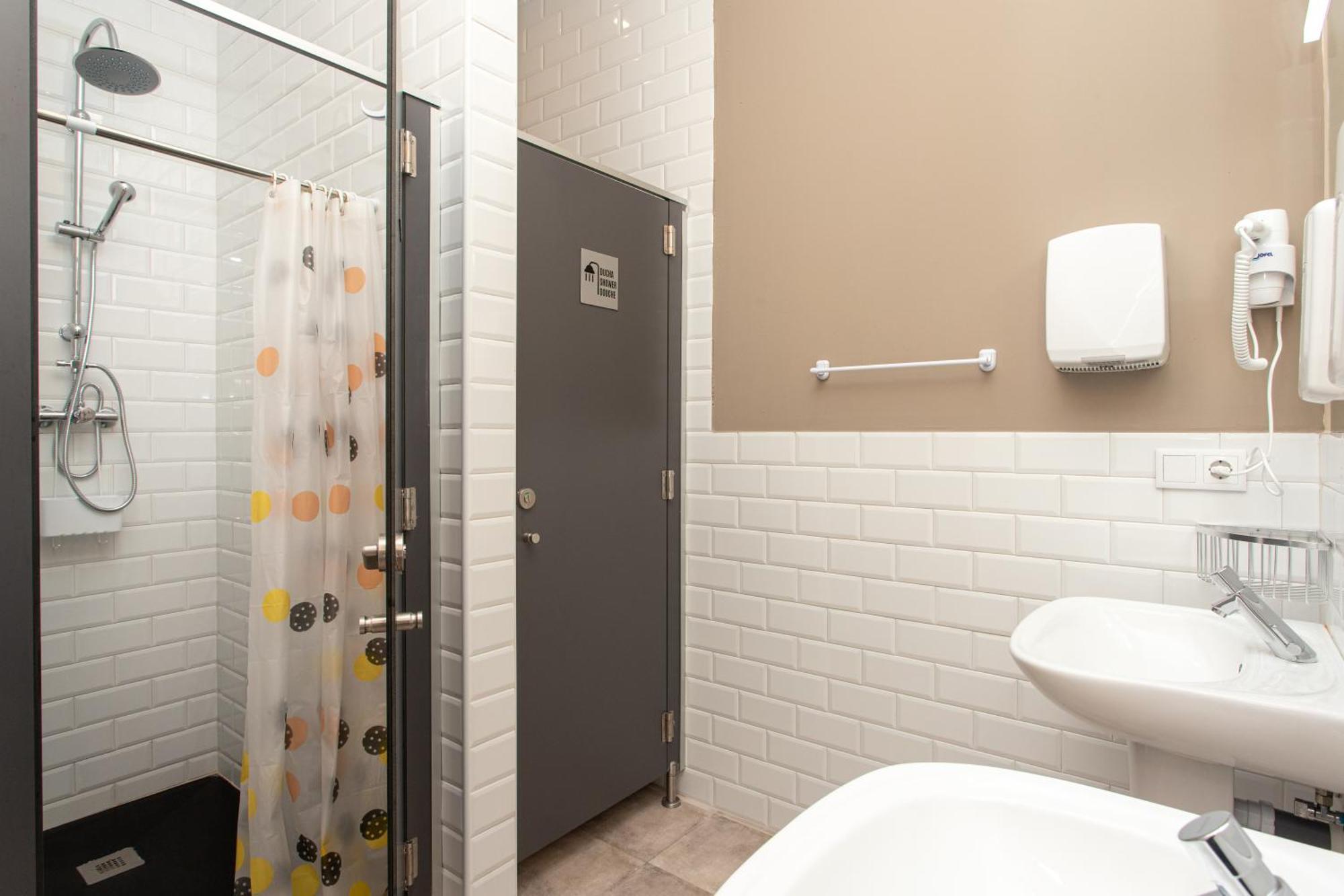 Albergue Hostel Llanes Hotel Llanes