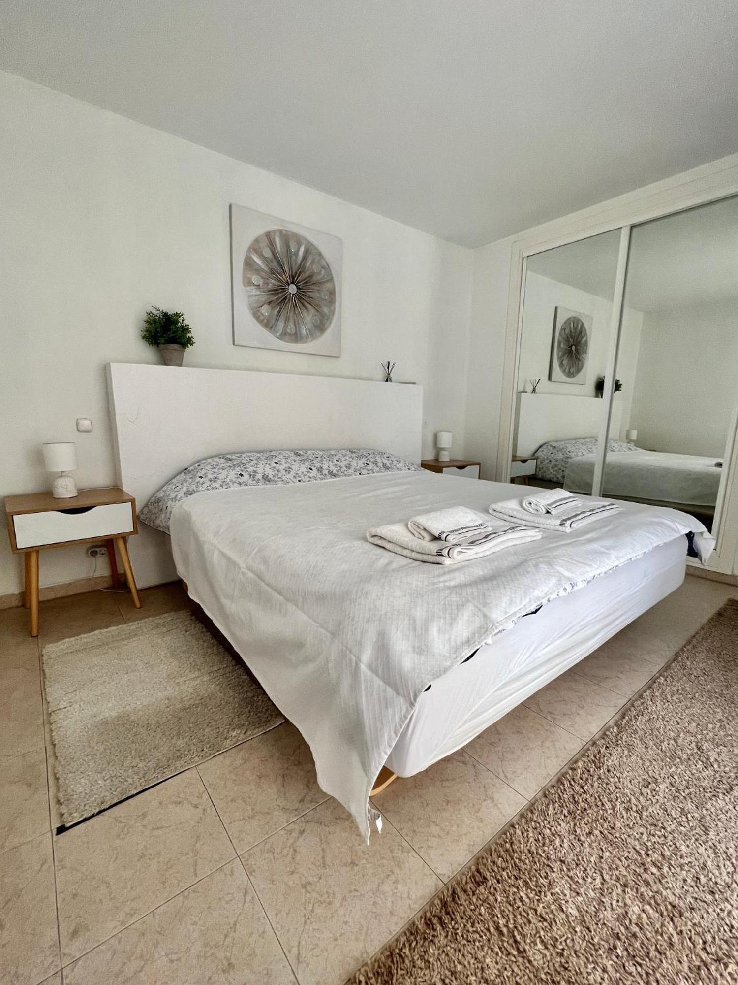 3min To The Beach 1 Bedroom Centre *
