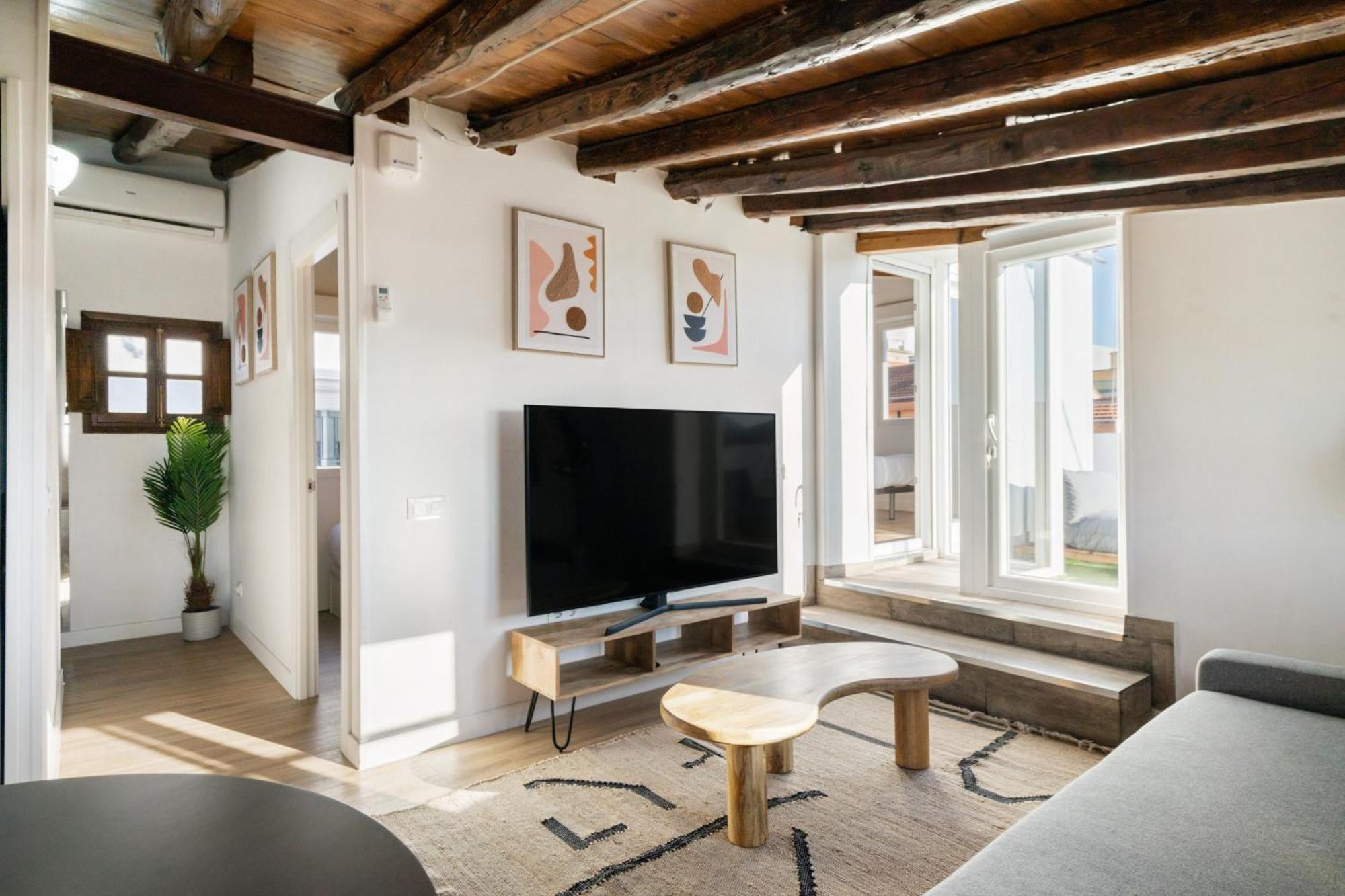 Apartment Atico Con Terraza En Lavapies Alquiler Temporal *