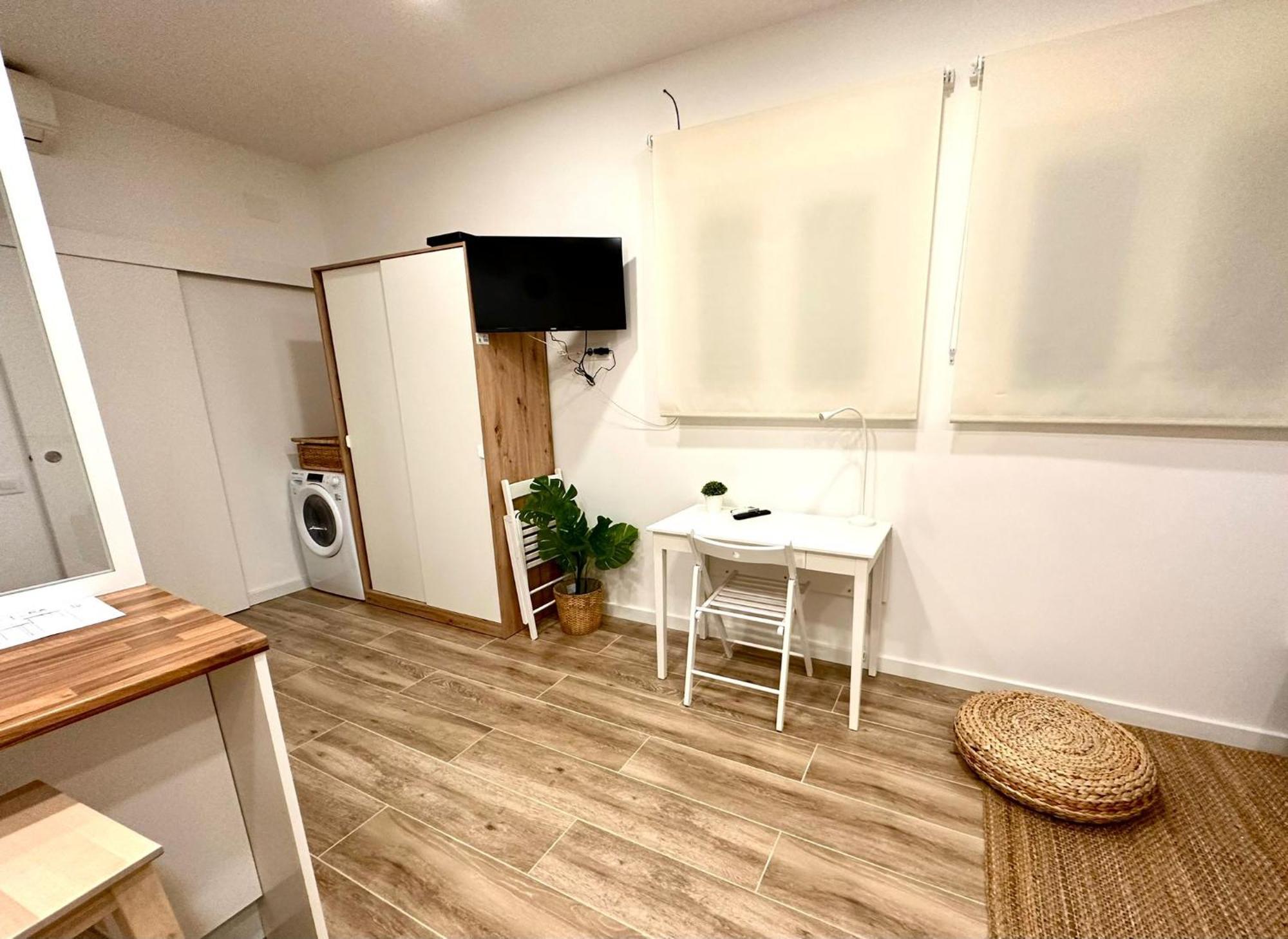 Cozy Studio Near Sants Estacion Apartment Barcelona