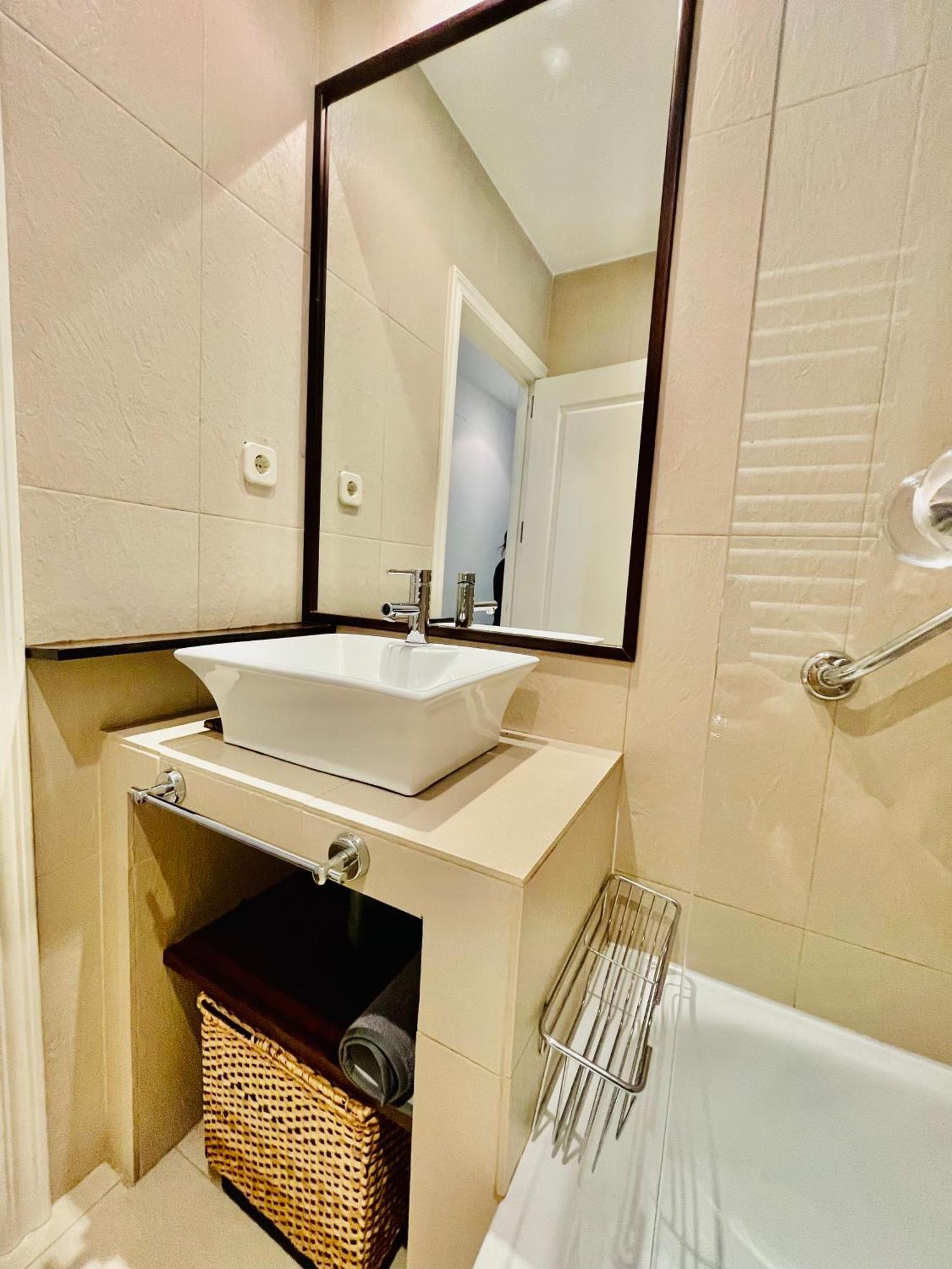 Apartamento Cuatro Torres, Apto 2 *