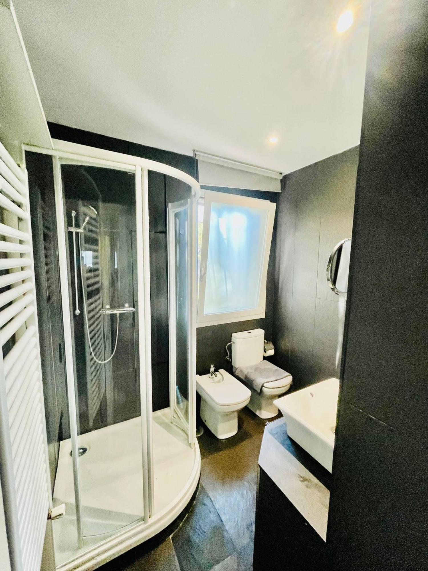 Apartamento Cuatro Torres, Apto 2 Madrid