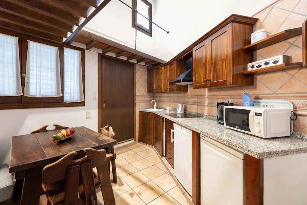 Relajante Casa En El Centro Granada
