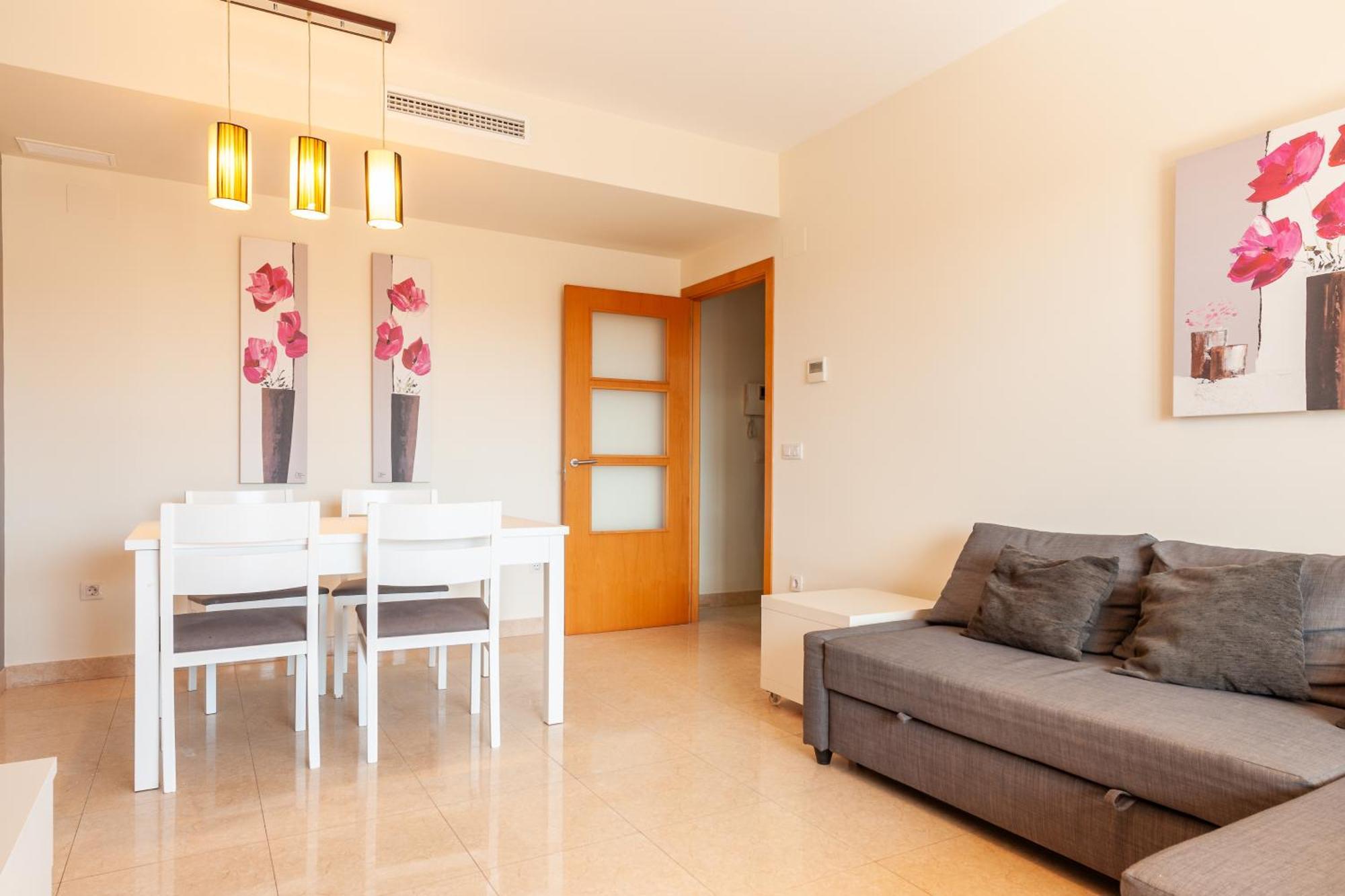 Retreat: Pool & Comfort Apartamento Burriana
