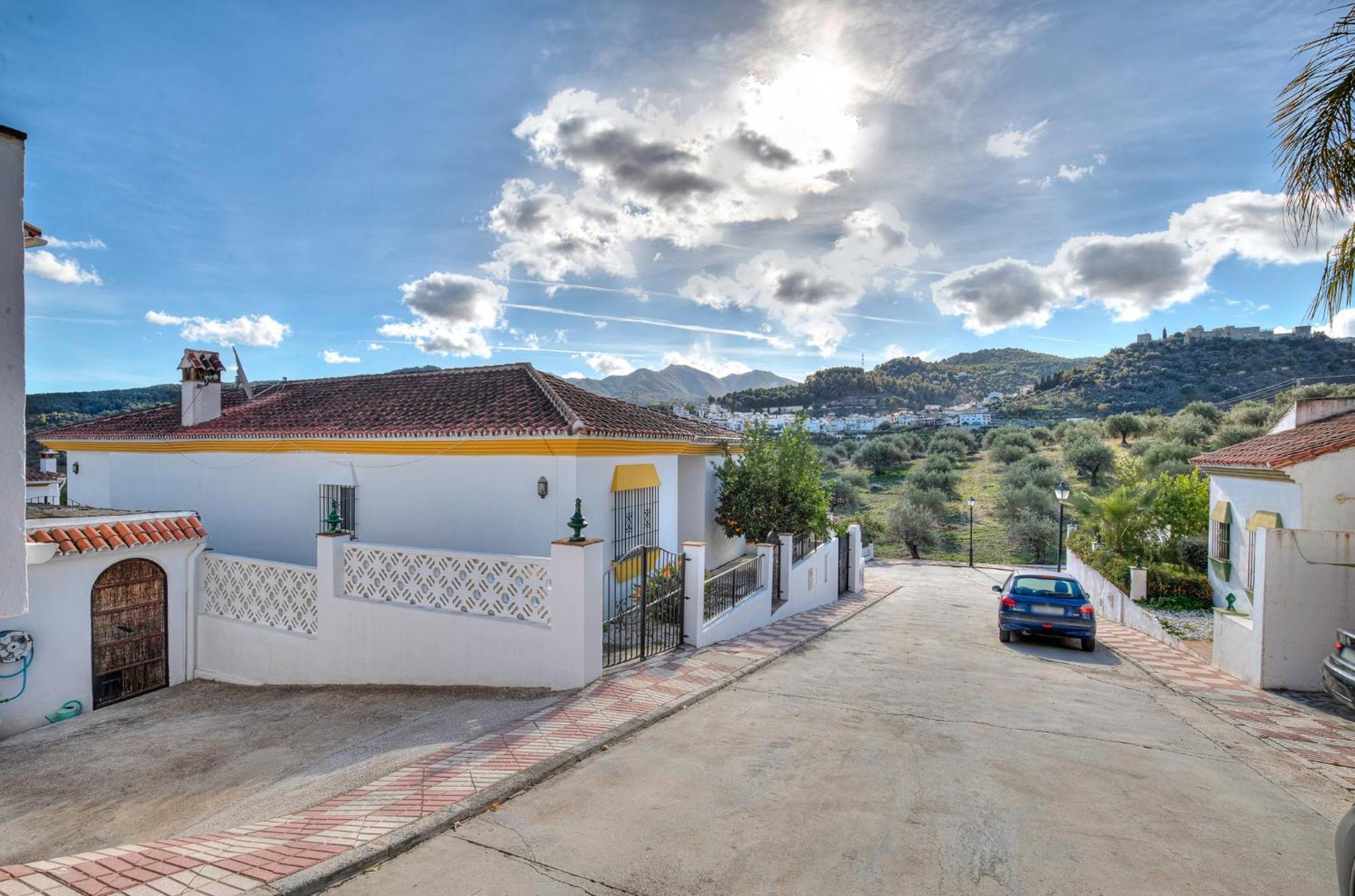 Apartment Palms Ground Floor In Monda