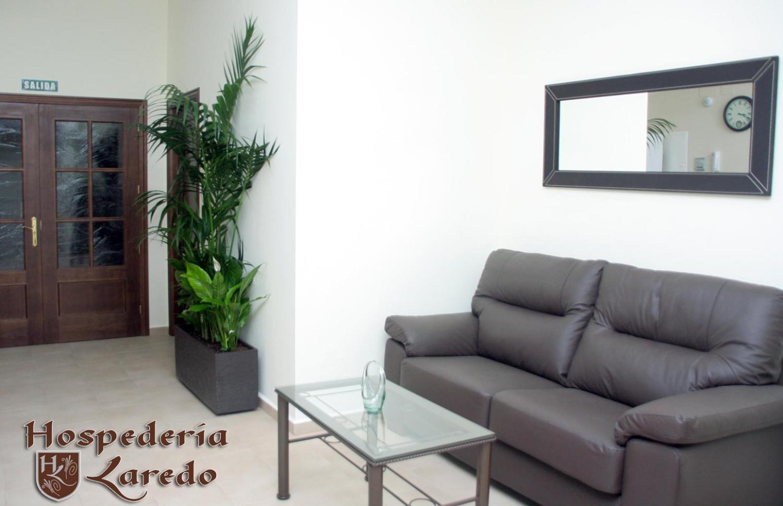 Hospederia Laredo *